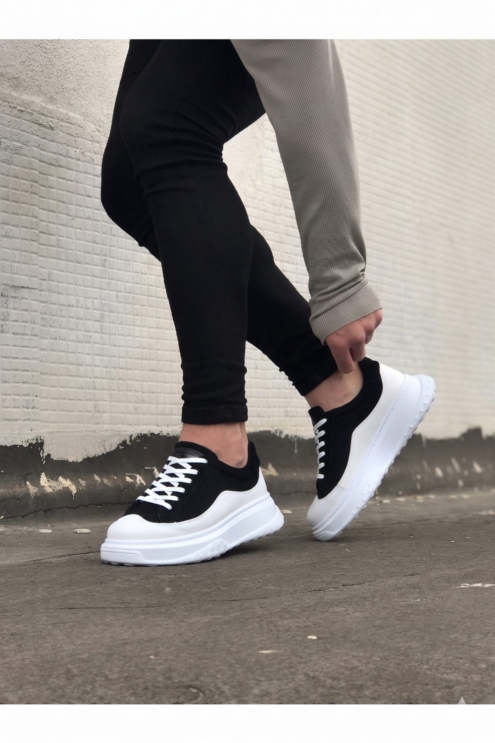 JY507 Alone Bağcıklı Süet Cilt Erkek Günlük Sneaker Ayakkabı SCBT Siyah/Beyaz JY507 Alone Bağcıklı Süet Cilt Erkek Günlük Sneaker Ayakkabı SCBT Siyah/Beyaz