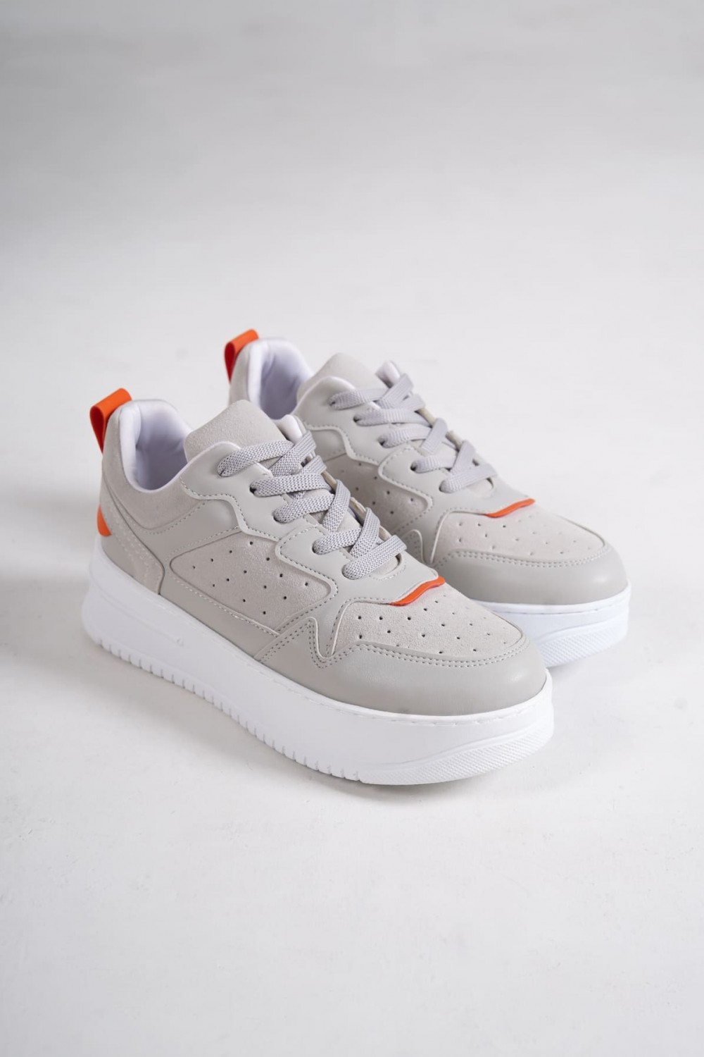 ALESSI Bağcıklı Ortopedik Taban Kadın Sneaker Spor Ayakkabı CBT - Gri/Turuncu ALESSI Bağcıklı Ortopedik Taban Kadın Sneaker Spor Ayakkabı CBT - Gri/Turuncu