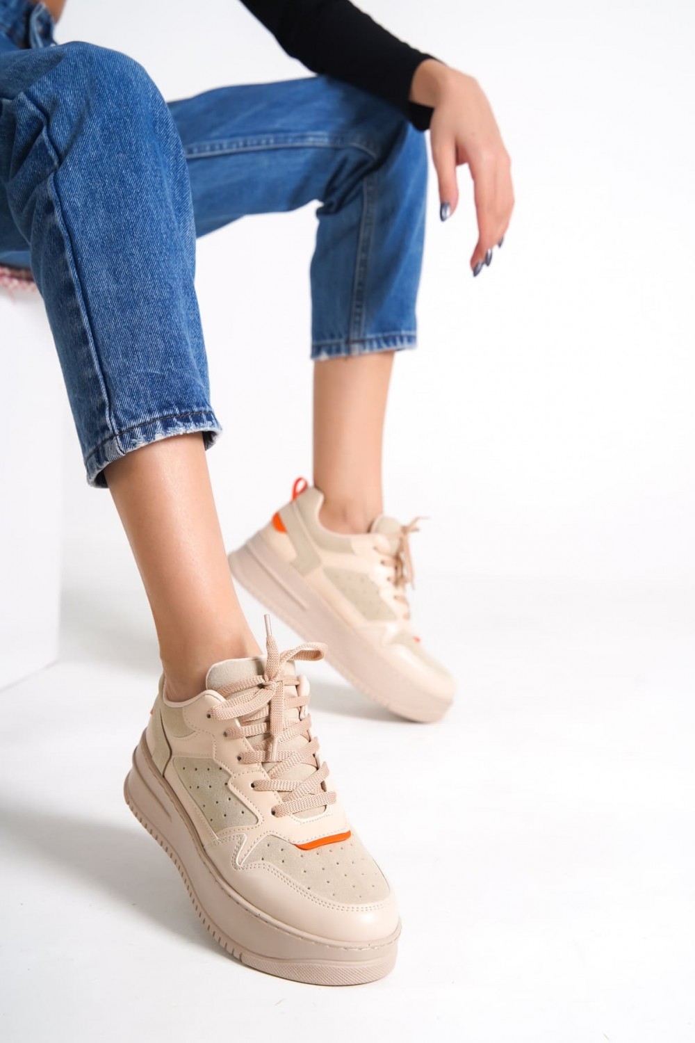 ALESSI Bağcıklı Ortopedik Taban Kadın Sneaker Spor Ayakkabı CTT - Ten/Turuncu ALESSI Bağcıklı Ortopedik Taban Kadın Sneaker Spor Ayakkabı CTT - Ten/Turuncu