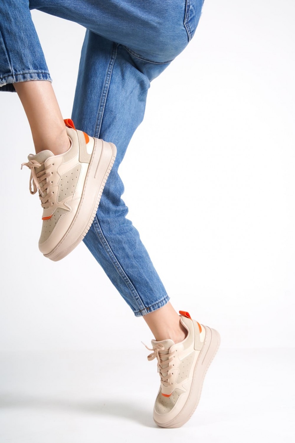 ALESSI Bağcıklı Ortopedik Taban Kadın Sneaker Spor Ayakkabı CTT - Ten/Turuncu ALESSI Bağcıklı Ortopedik Taban Kadın Sneaker Spor Ayakkabı CTT - Ten/Turuncu
