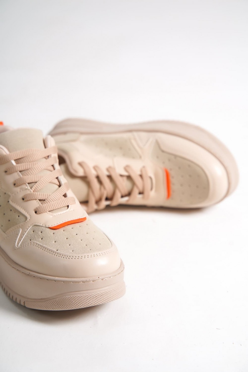 ALESSI Bağcıklı Ortopedik Taban Kadın Sneaker Spor Ayakkabı CTT - Ten/Turuncu ALESSI Bağcıklı Ortopedik Taban Kadın Sneaker Spor Ayakkabı CTT - Ten/Turuncu