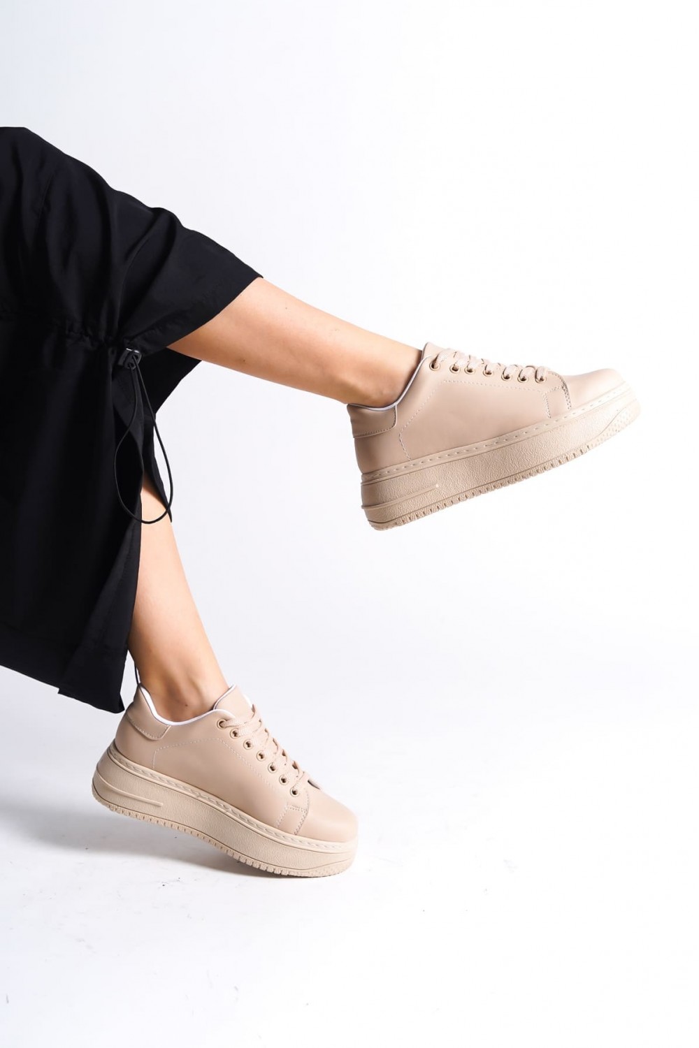 BIANA Bağcıklı Ortopedik Taban Kadın Sneaker Spor Ayakkabı CTT - Ten BIANA Bağcıklı Ortopedik Taban Kadın Sneaker Spor Ayakkabı CTT - Ten