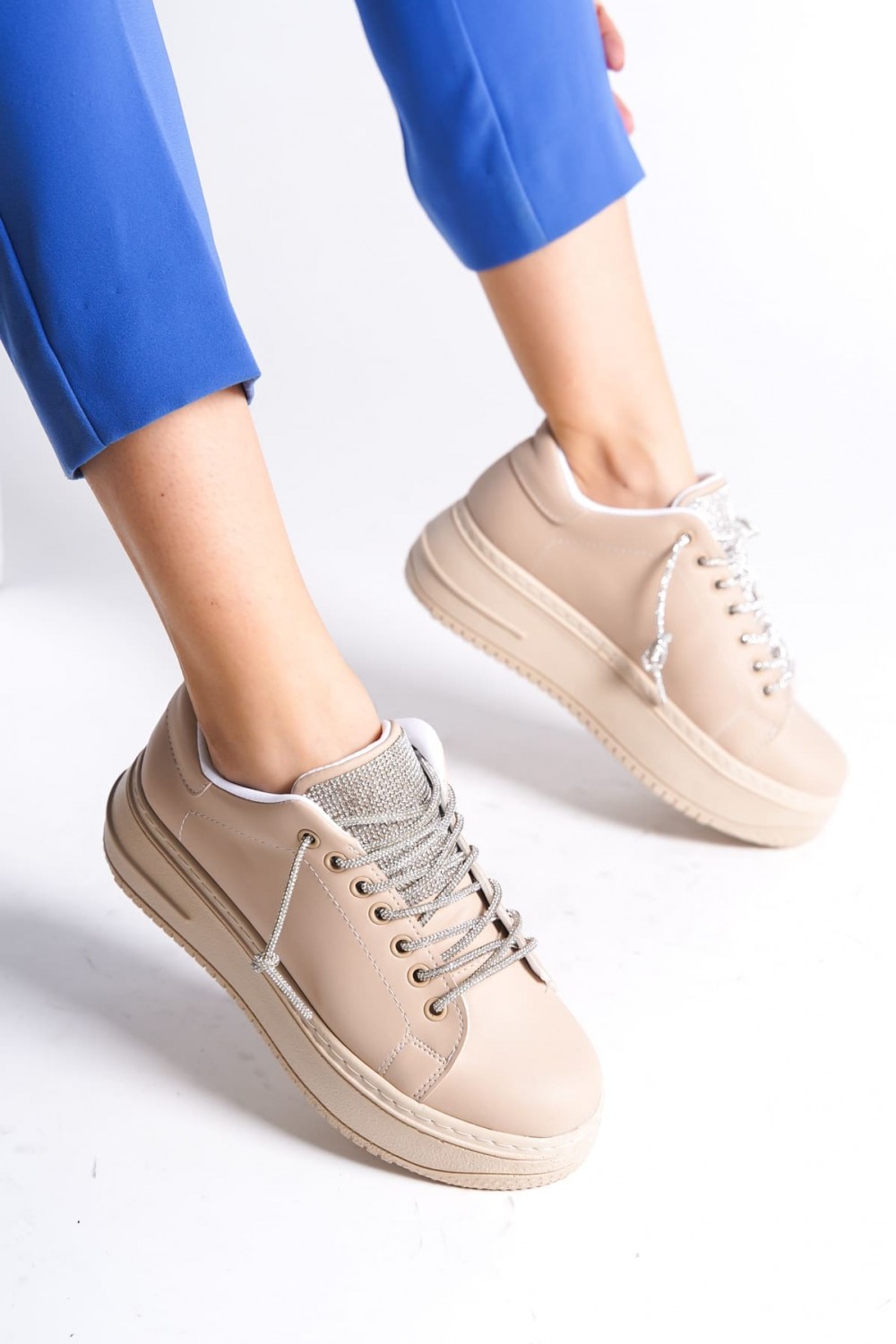 DELLA Bağcıklı Ortopedik Taban Taşlı Kadın Sneaker Spor Ayakkabı CTT - Ten DELLA Bağcıklı Ortopedik Taban Taşlı Kadın Sneaker Spor Ayakkabı CTT - Ten