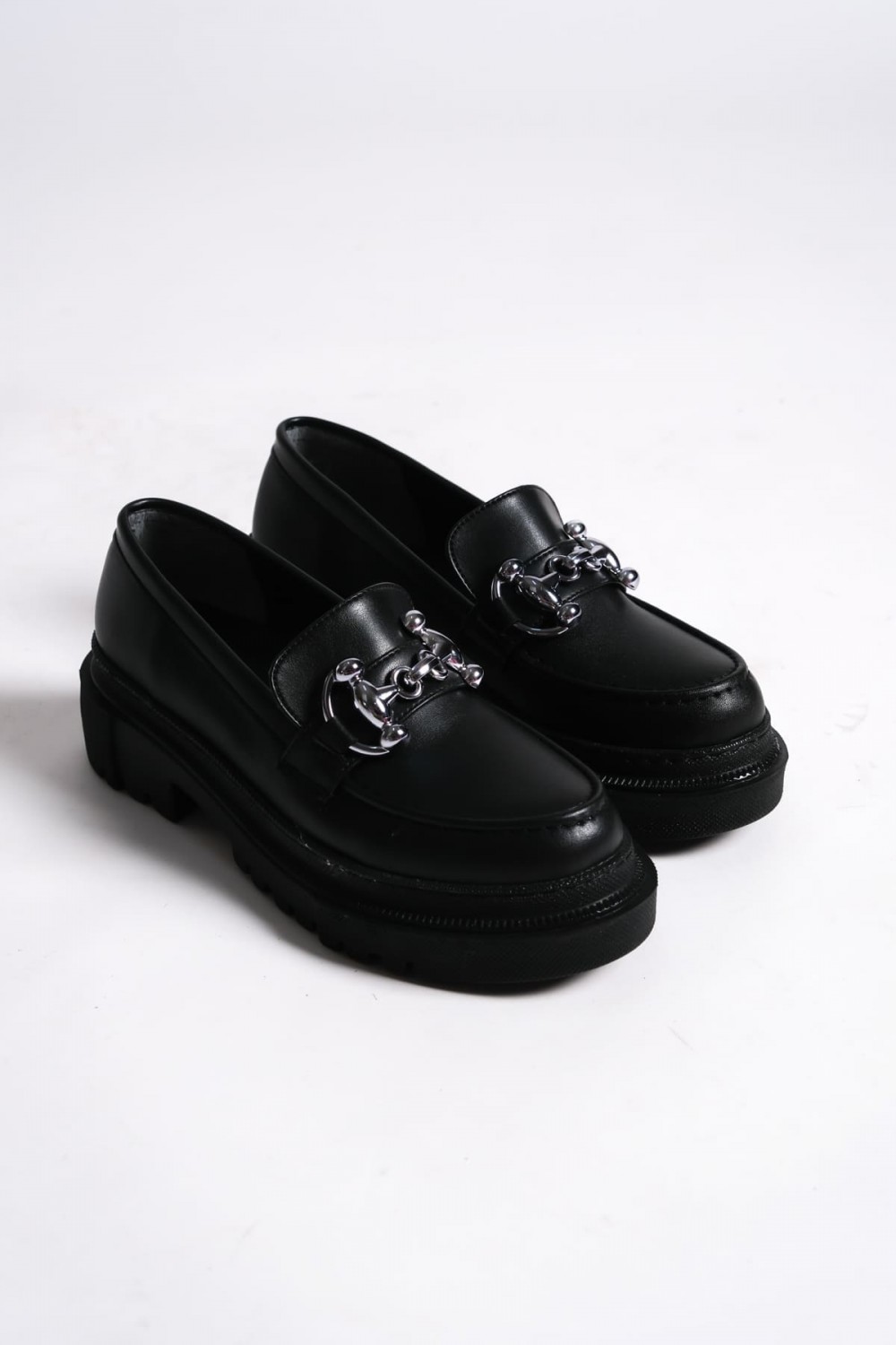 HOLLY Bağcıksız Ortopedik Taban Toka Detaylı Oxford Loafer Makosen Kadın Klasik Ayakkabı ST - Siyah HOLLY Bağcıksız Ortopedik Taban Toka Detaylı Oxford Loafer Makosen Kadın Klasik Ayakkabı ST - Siyah