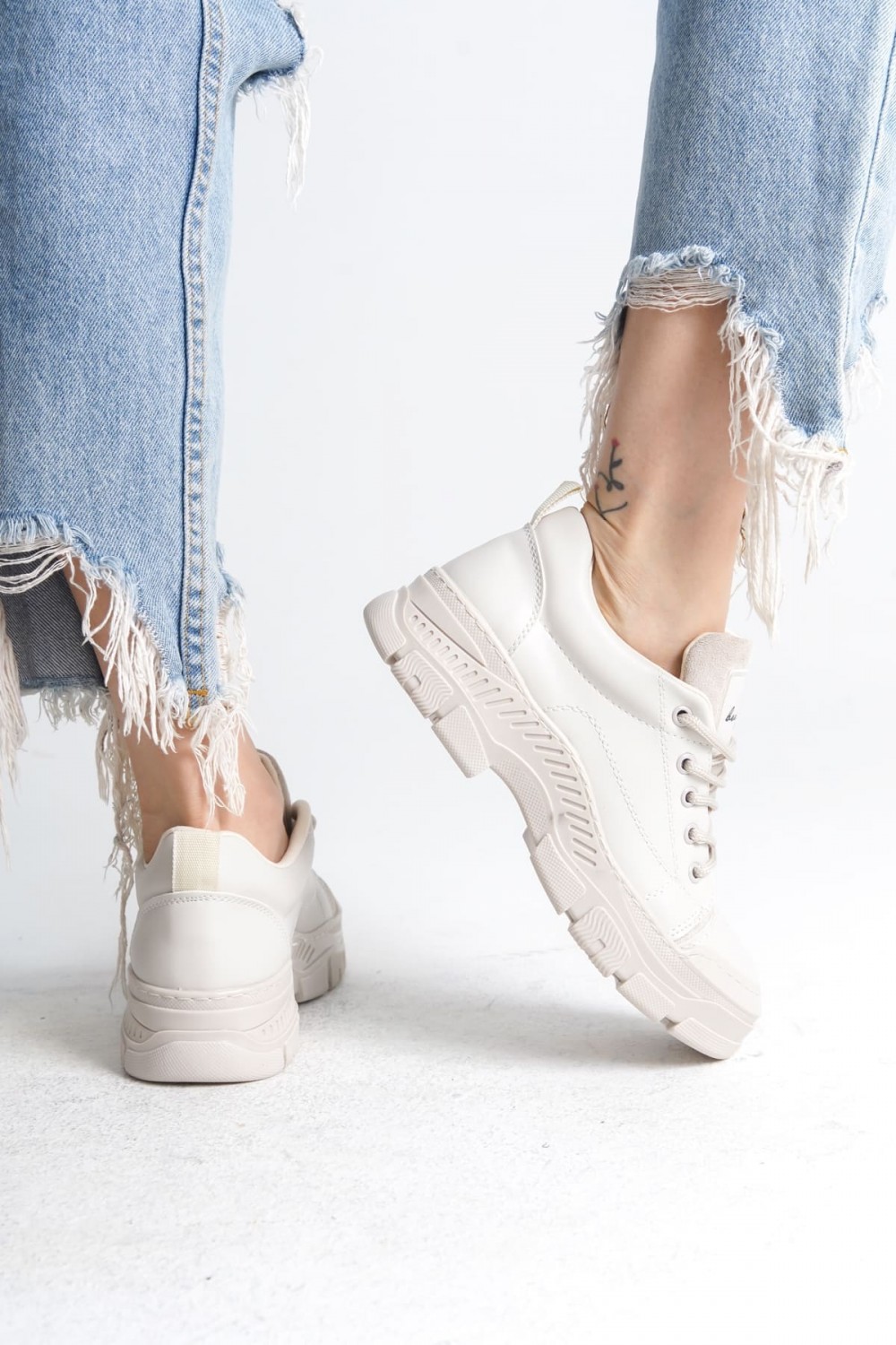 JANE Bağcıklı Ortopedik Taban Kadın Sneaker Spor Ayakkabı CKT - Krem JANE Bağcıklı Ortopedik Taban Kadın Sneaker Spor Ayakkabı CKT - Krem
