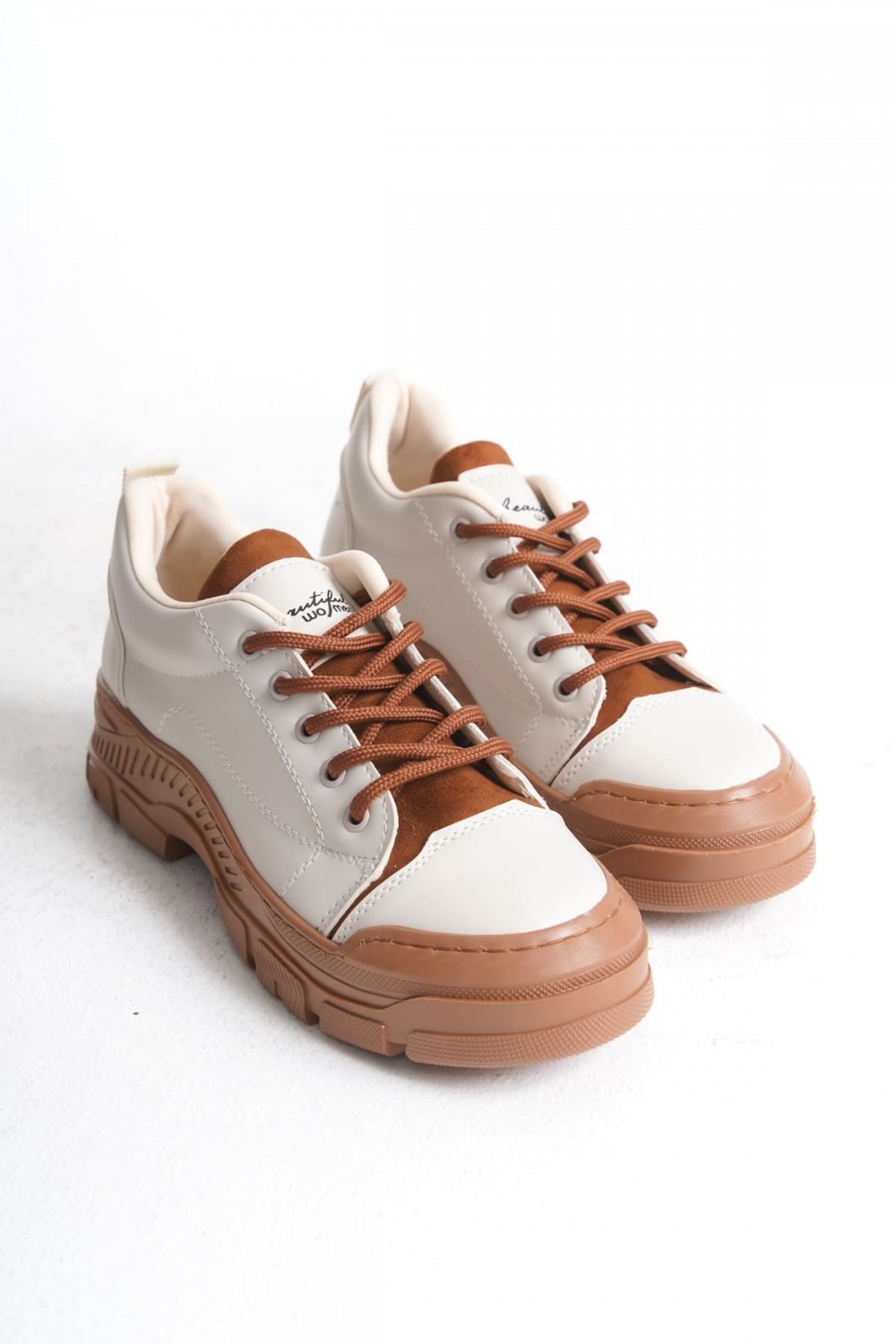 JANE Bağcıklı Ortopedik Taban Kadın Sneaker Spor Ayakkabı CTT - Krem JANE Bağcıklı Ortopedik Taban Kadın Sneaker Spor Ayakkabı CTT - Krem