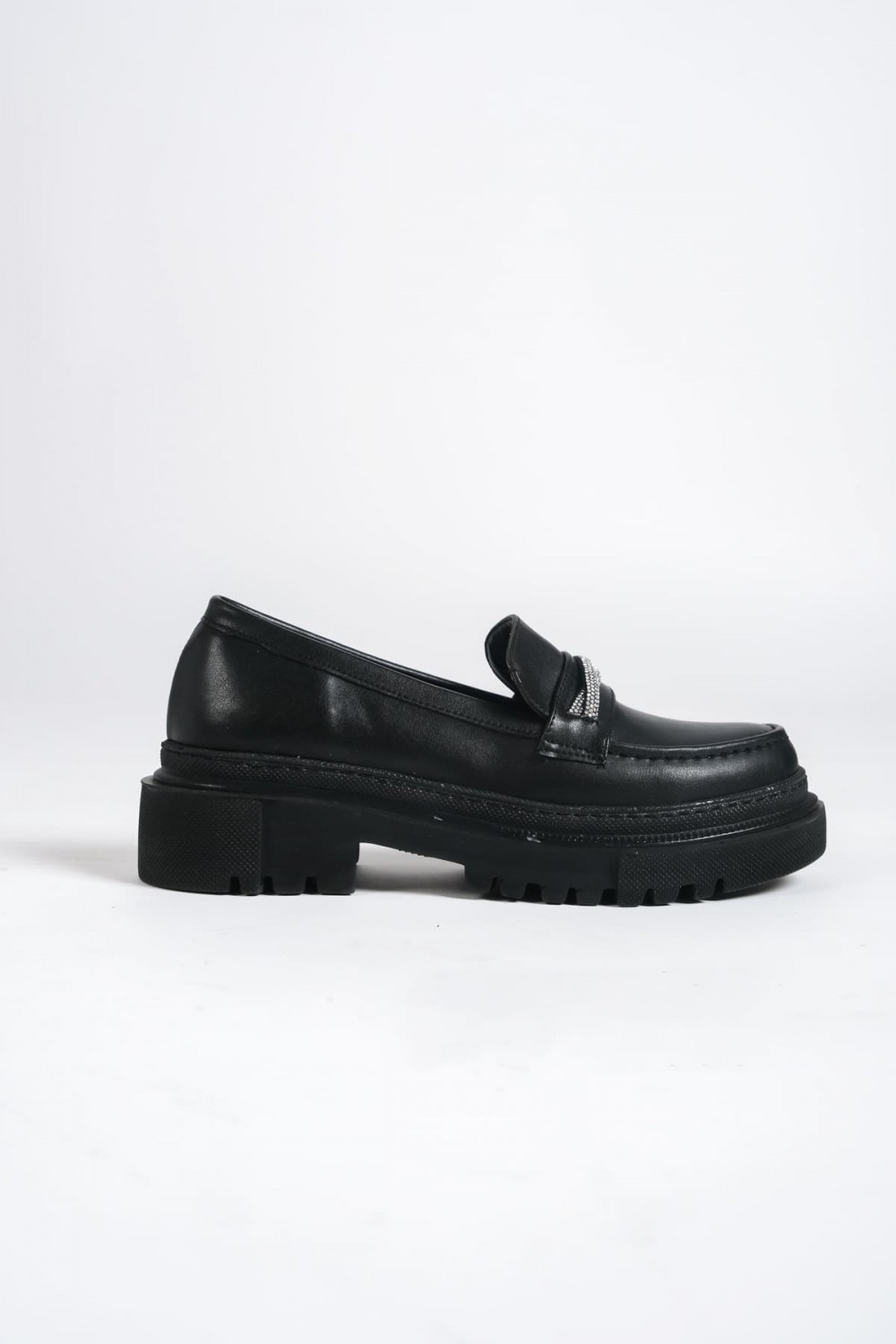 LILA Bağcıksız Ortopedik Taban Taş Detaylı Oxford Loafer Makosen Kadın Klasik Ayakkabı CST - Siyah