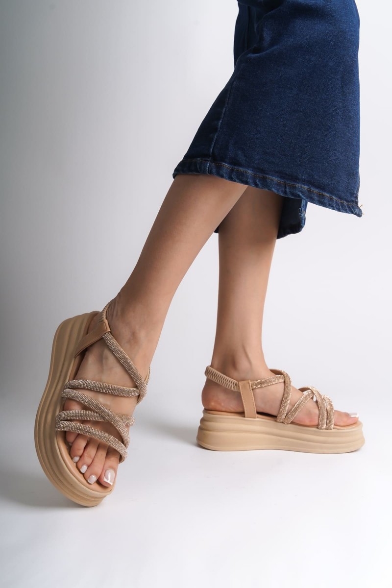 ELENA Lastikli Taşlı Şeritli Ortopedik Taban Kadın Sandalet CTT - Ten