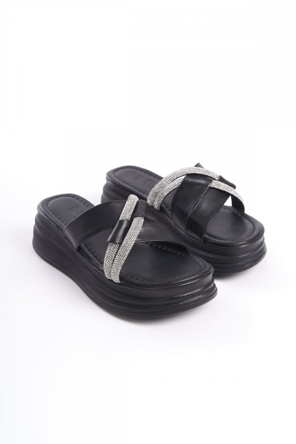 RUBY Düz Topuklu Taşlı Çapraz Şeritli Kalın ve Ortopedik Taban Kadın Terlik CST - Siyah