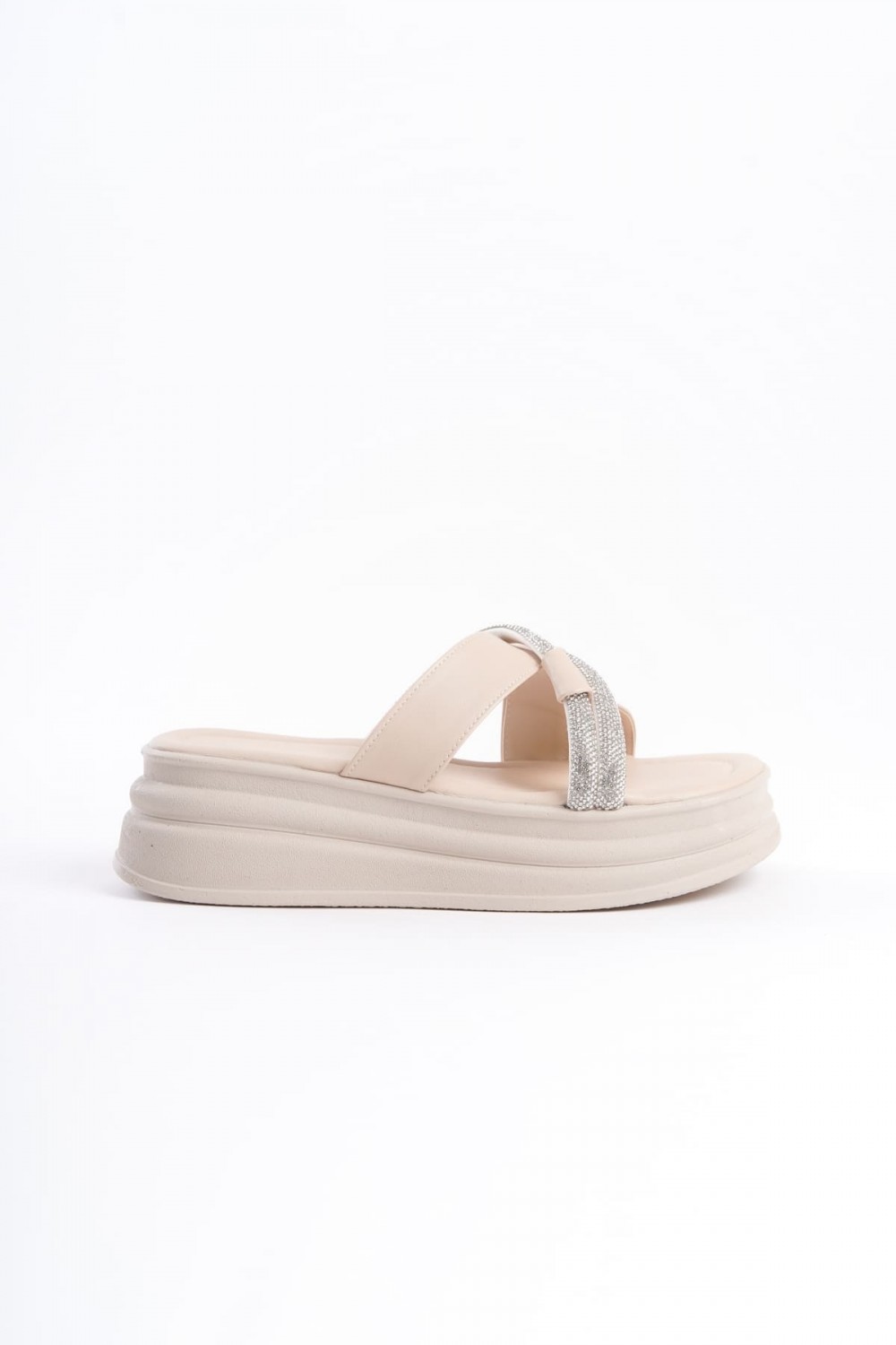 RUBY Düz Topuklu Taşlı Çapraz Şeritli Kalın ve Ortopedik Taban Kadın Terlik  CKT - Krem