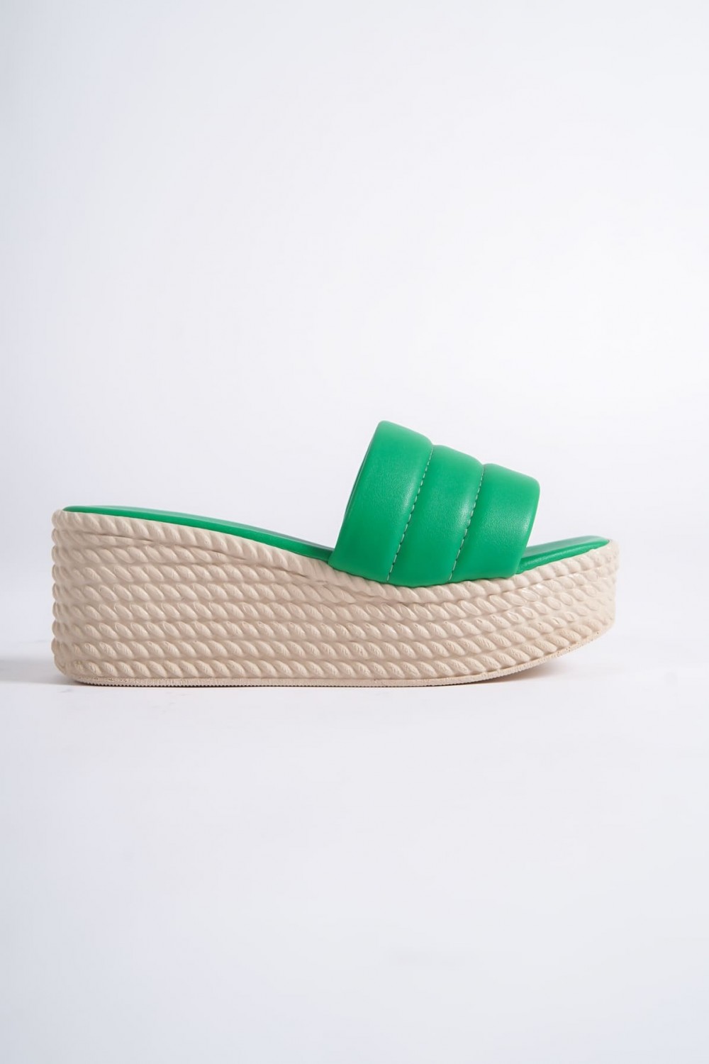 REINA Dolgu Topuklu Ortopedik Taban Hasır Görünümlü Kadın Terlik CKT - Yeşil