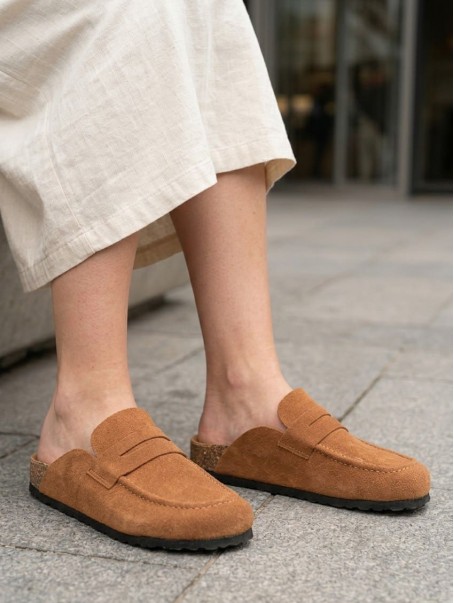 LUVRA Bağcıksız Hakiki Süet Deri Kadın Günlük Mantar Taban Loafer Klasik Ayakkabı HDMT - Taba