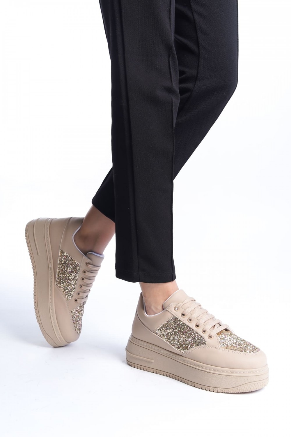 MIPA Bağcıklı Ortopedik Taban Simli Kadın Sneaker Spor Ayakkabı TT - Ten MIPA Bağcıklı Ortopedik Taban Simli Kadın Sneaker Spor Ayakkabı TT - Ten