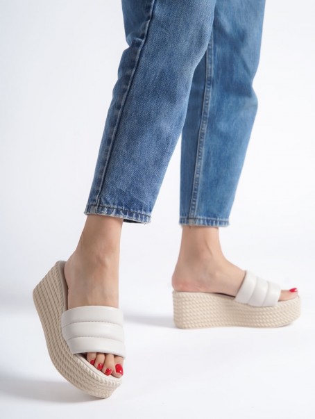 REINA Dolgu Topuklu Ortopedik Taban Hasır Görünümlü Kadın Terlik CKT - Krem