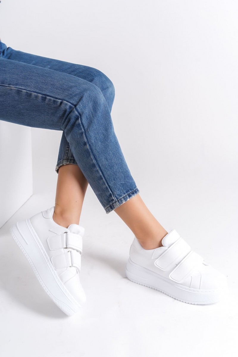 VALENCIA Bağcıksız Cırt Cırtlı Ortopedik Taban Kadın Sneaker Spor Ayakkabı CBT - Beyaz VALENCIA Bağcıksız Cırt Cırtlı Ortopedik Taban Kadın Sneaker Spor Ayakkabı CBT - Beyaz