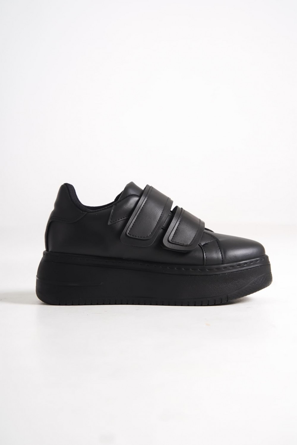 VALENCIA Bağcıksız Cırt Cırtlı Ortopedik Taban Kadın Sneaker Spor Ayakkabı CST - Siyah VALENCIA Bağcıksız Cırt Cırtlı Ortopedik Taban Kadın Sneaker Spor Ayakkabı CST - Siyah
