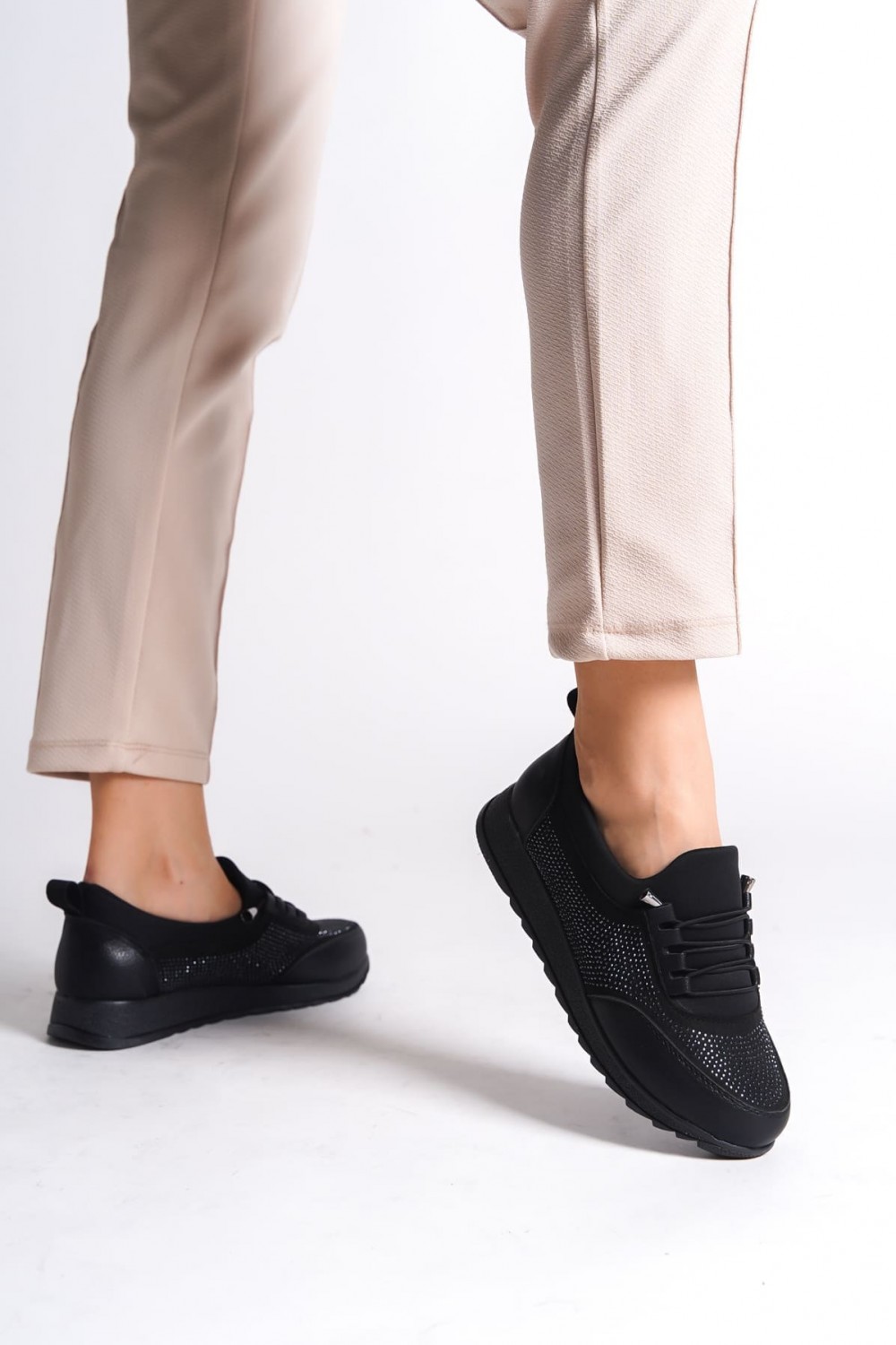 VIOLET Bağcıklı Lastikli Ortopedik Rahat Taban Taş Detaylı Klasik Kadın Babet Anne Ayakkabısı  CST - Siyah - XML Bayilik ve Dropshipping