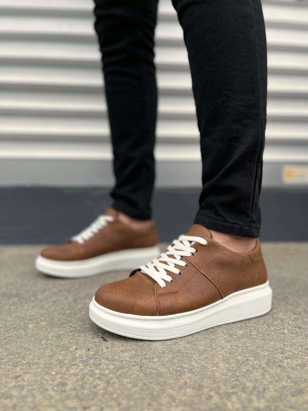 JY151 Boost Bağcıklı Cilt Erkek Günlük Sneaker Ayakkabı CBT - Taba - 40 Resim 2