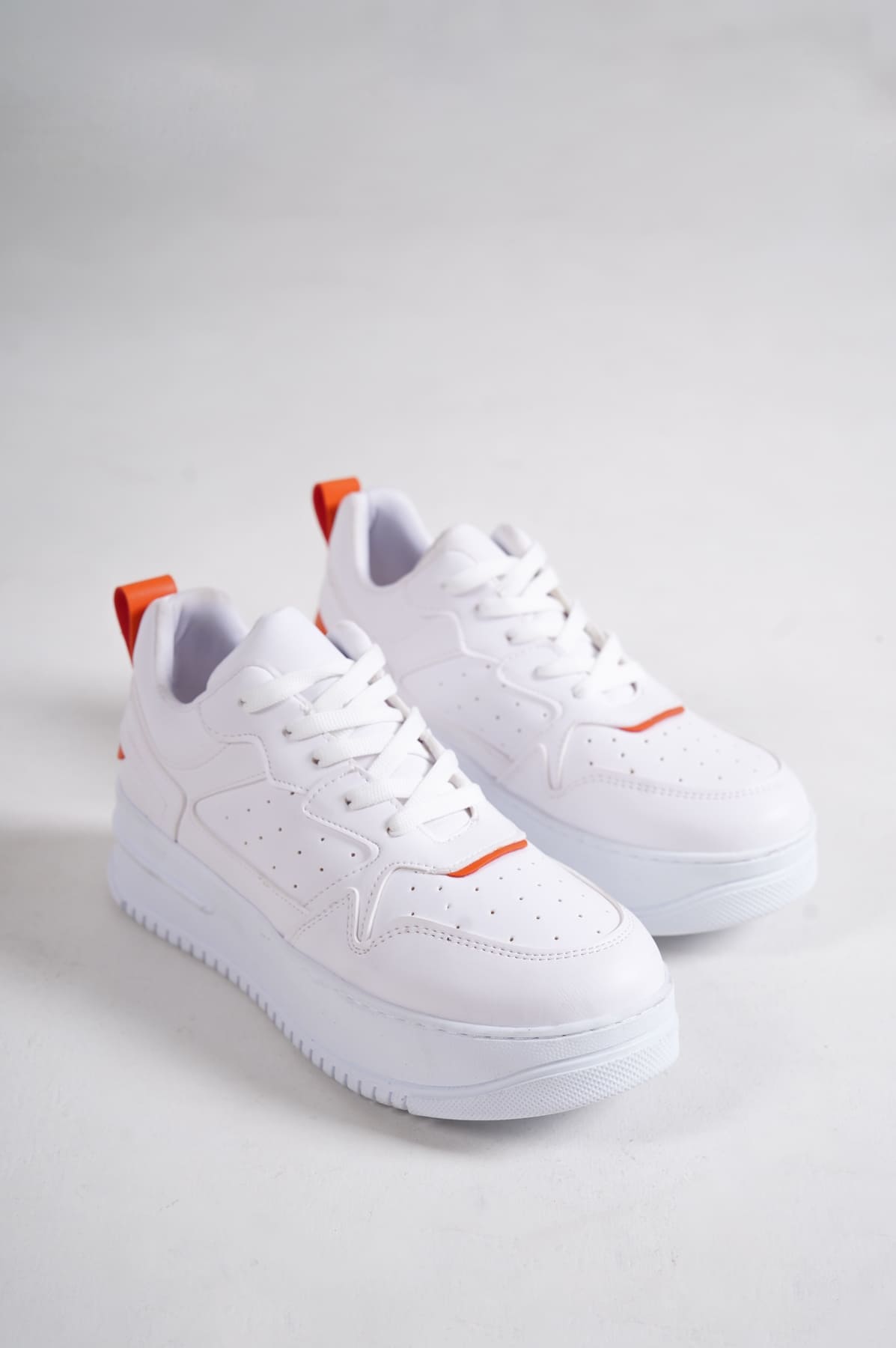 ALESSI Bağcıklı Ortopedik Taban Kadın Sneaker Spor Ayakkabı CBT - Beyaz/Turuncu - 39 Resim 4