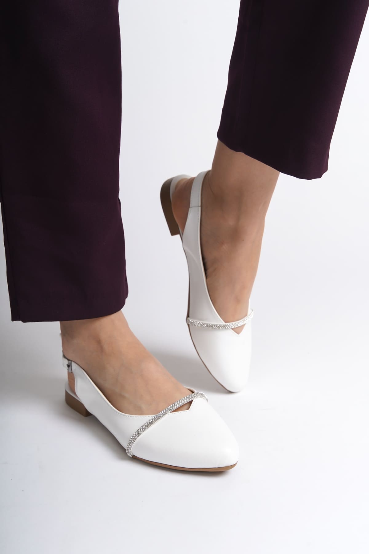 ALLISON Tokalı Ortopedik Rahat Taban Taş Detaylı Kadın Babet Ayakkabı  CKT - Beyaz - 36 Resim 2