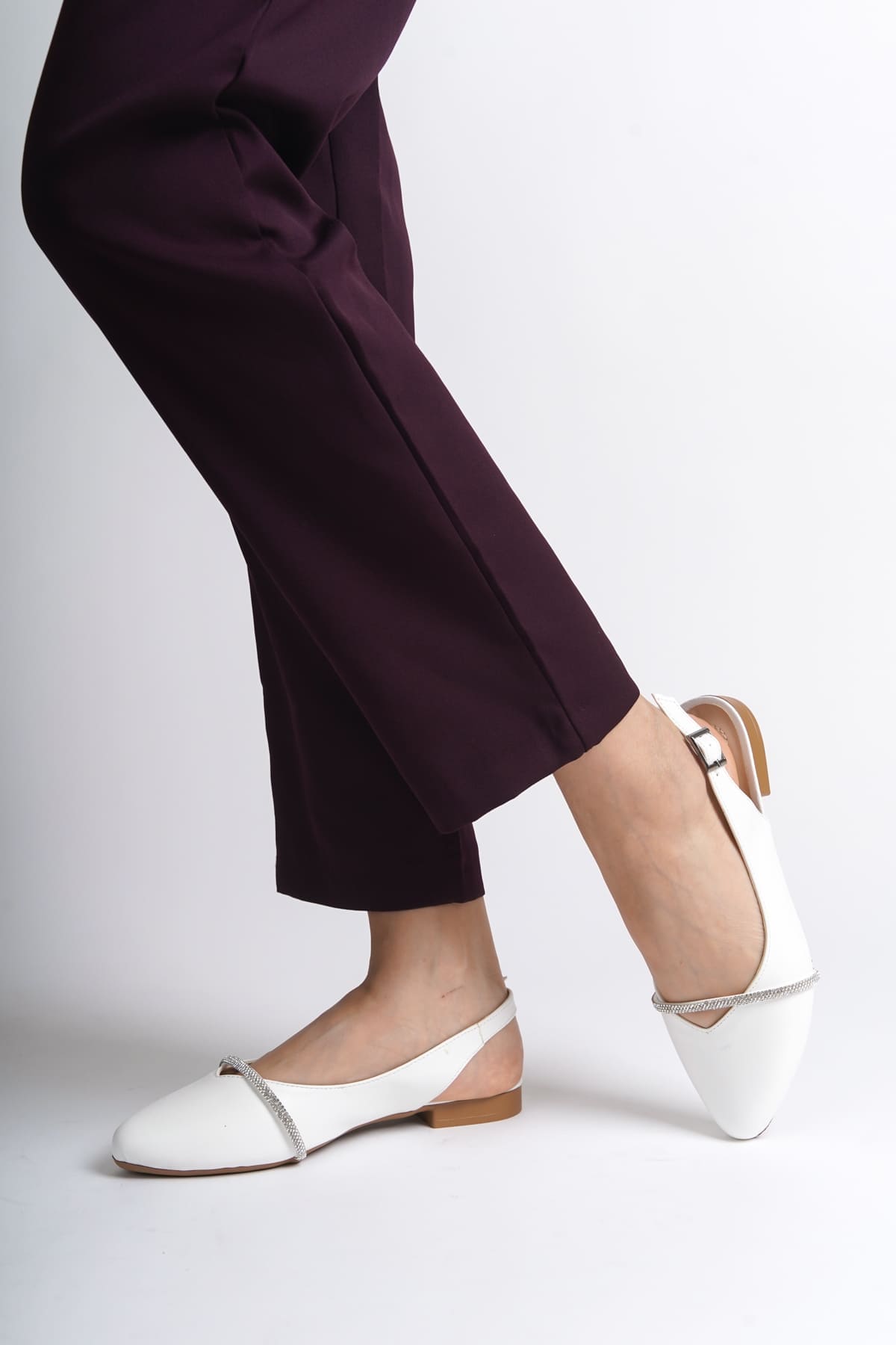 ALLISON Tokalı Ortopedik Rahat Taban Taş Detaylı Kadın Babet Ayakkabı  CKT - Beyaz - 36 Resim 3