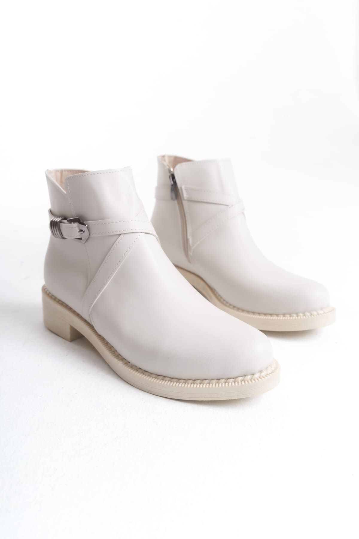 ALMILA Fermuarlı Lastikli Ortopedik Taban Topuklu Kadın Bot  CKT - Krem - 36 Resim 4