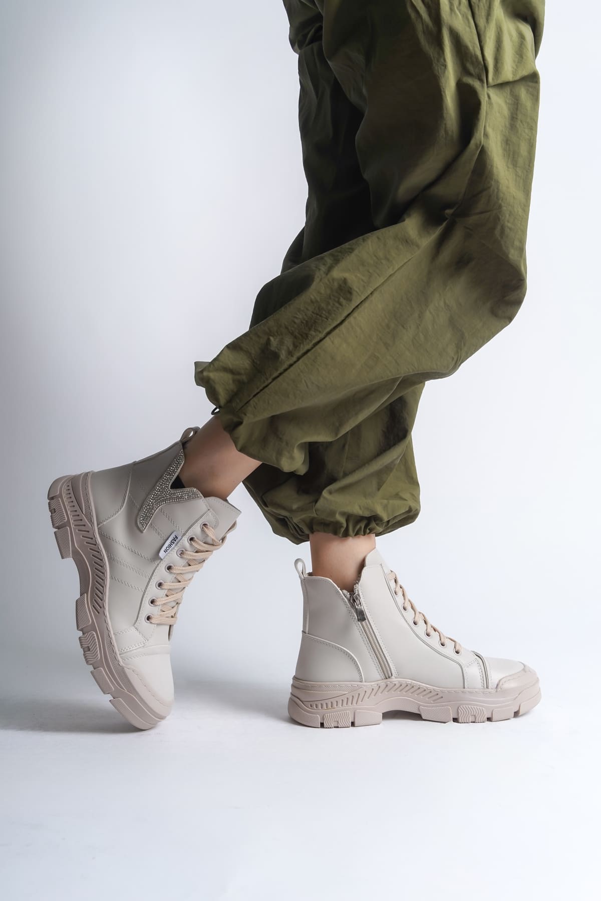 AMBER Bağcıklı Fermuarlı Ortopedik Taban Kadın Bot  CKT - Krem - 40 Resim 3