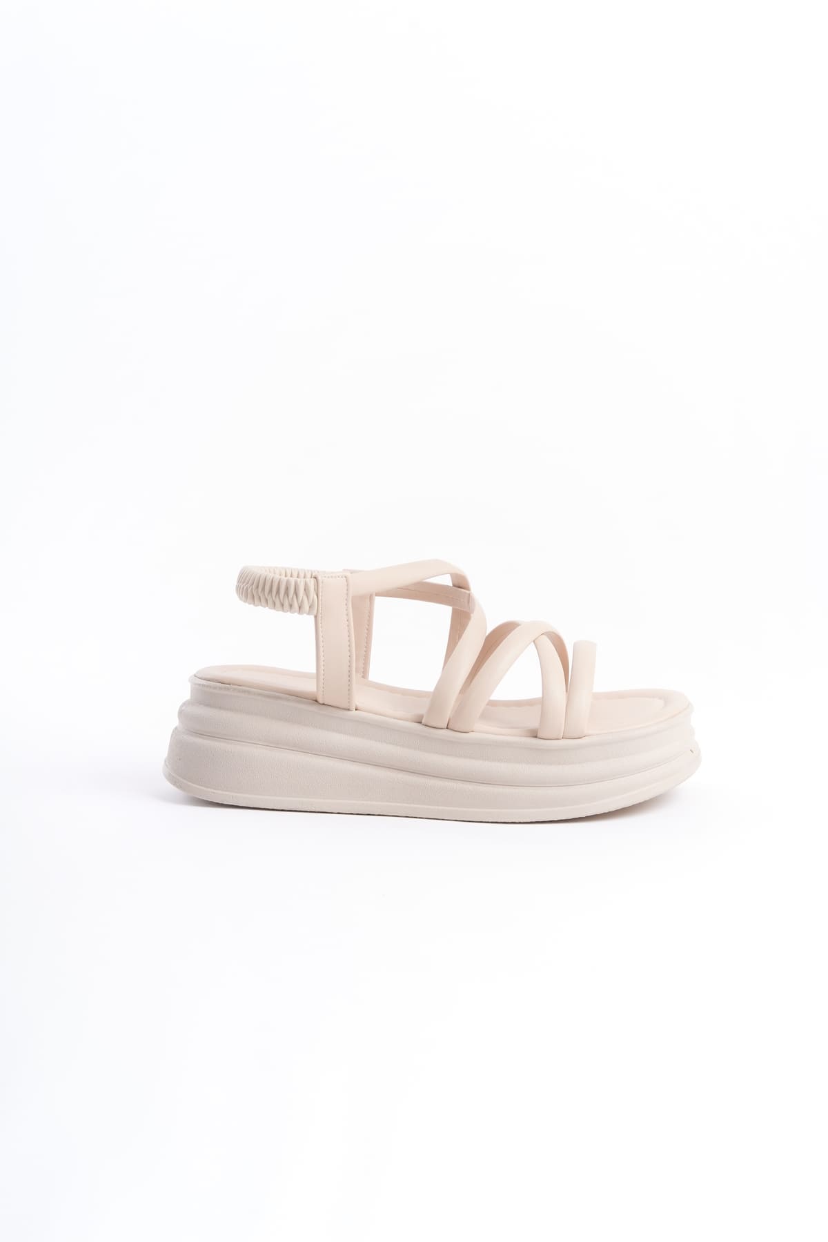 BELLA Lastikli Şerit Detaylı Ortopedik Taban Kadın Sandalet Krem