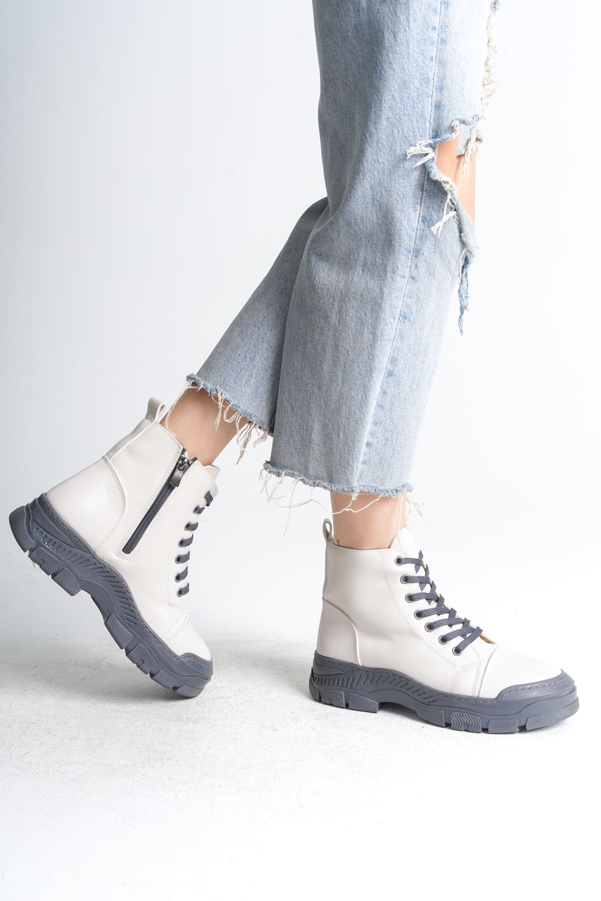 BLOOM Bağcıklı Fermuarlı Ortopedik Taban Kadın Bot  CGT - Krem - 39 Resim 4