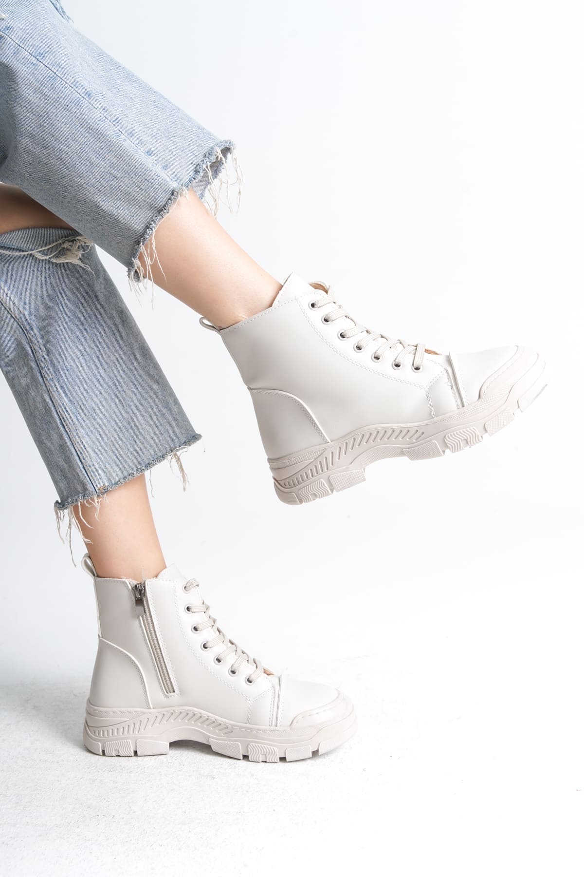 BLOOM Bağcıklı Fermuarlı Ortopedik Taban Kadın Bot  CKT - Krem - 40 Resim 4