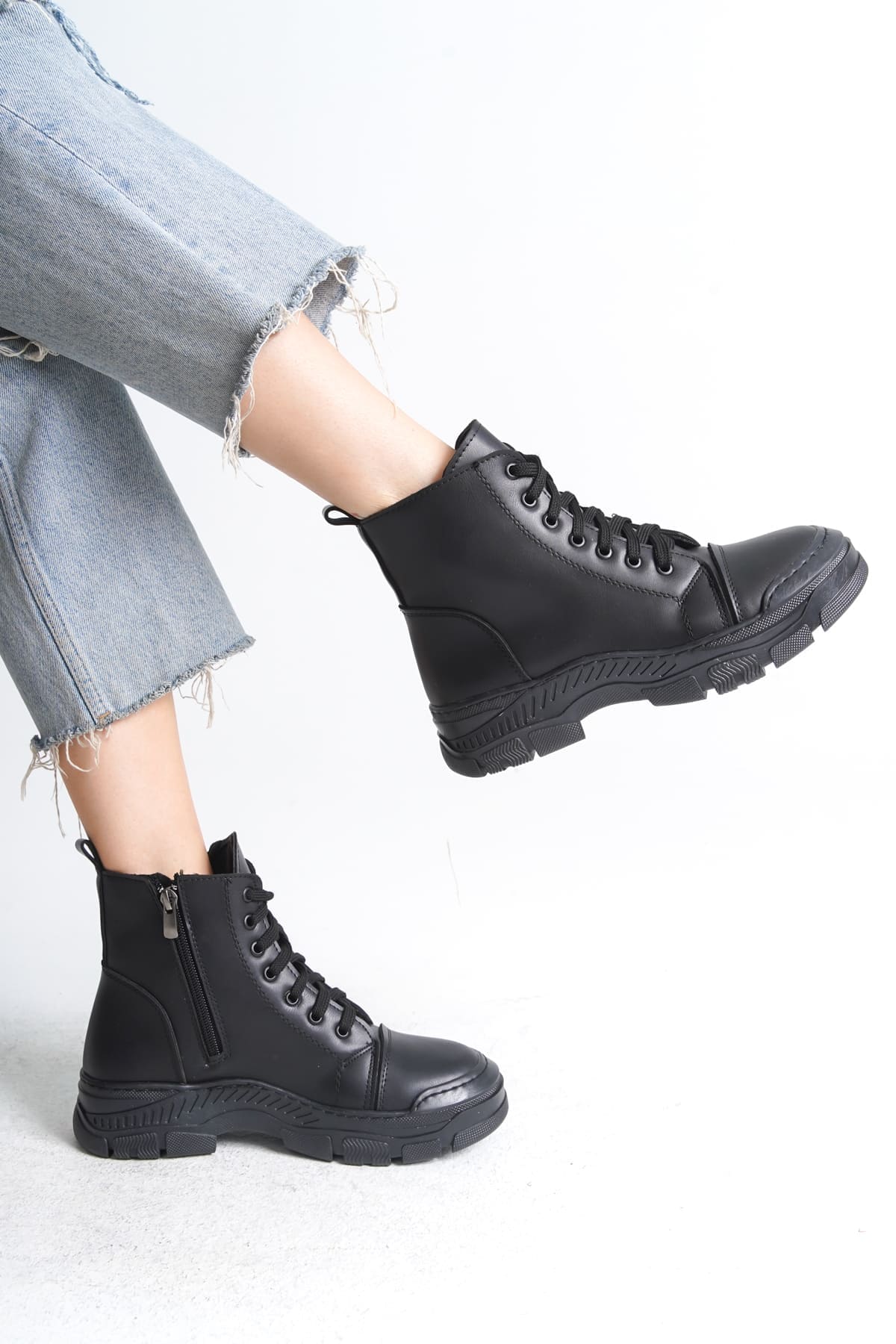 BLOOM Bağcıklı Fermuarlı Ortopedik Taban Kadın Bot CST - Siyah - 37 Resim 4