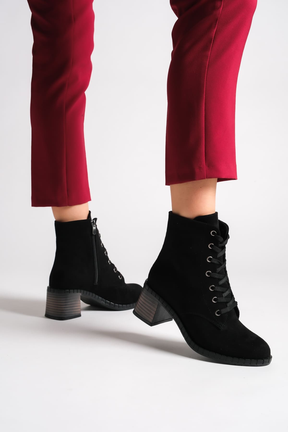 DIANA Bağcıklı Fermuarlı Ortopedik Taban Topuklu Süet Kadın Bot  SST - Siyah - 39 Resim 3