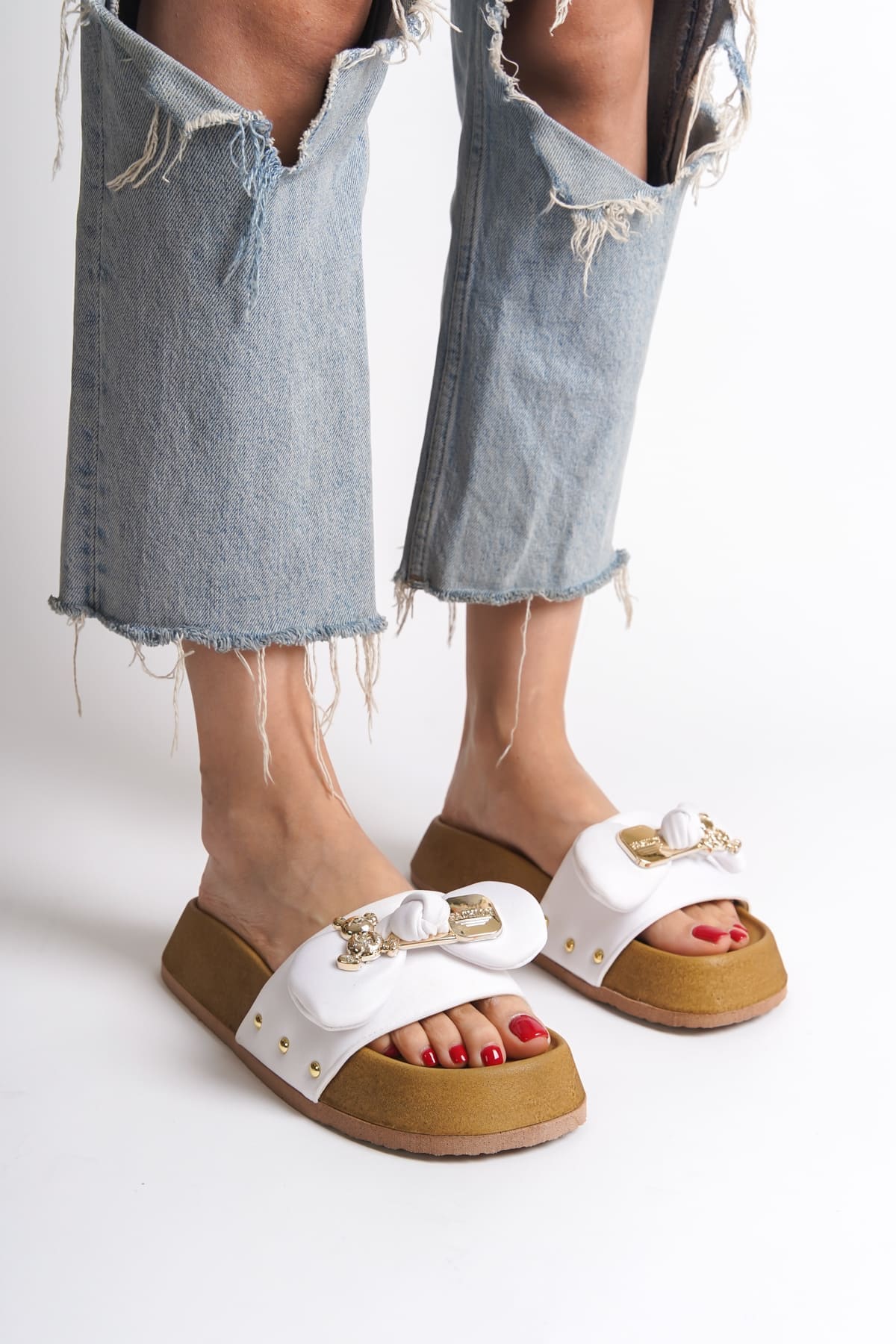DILA Thick and Orthopedic Sole Beard Satin Female Slippers SKT - White