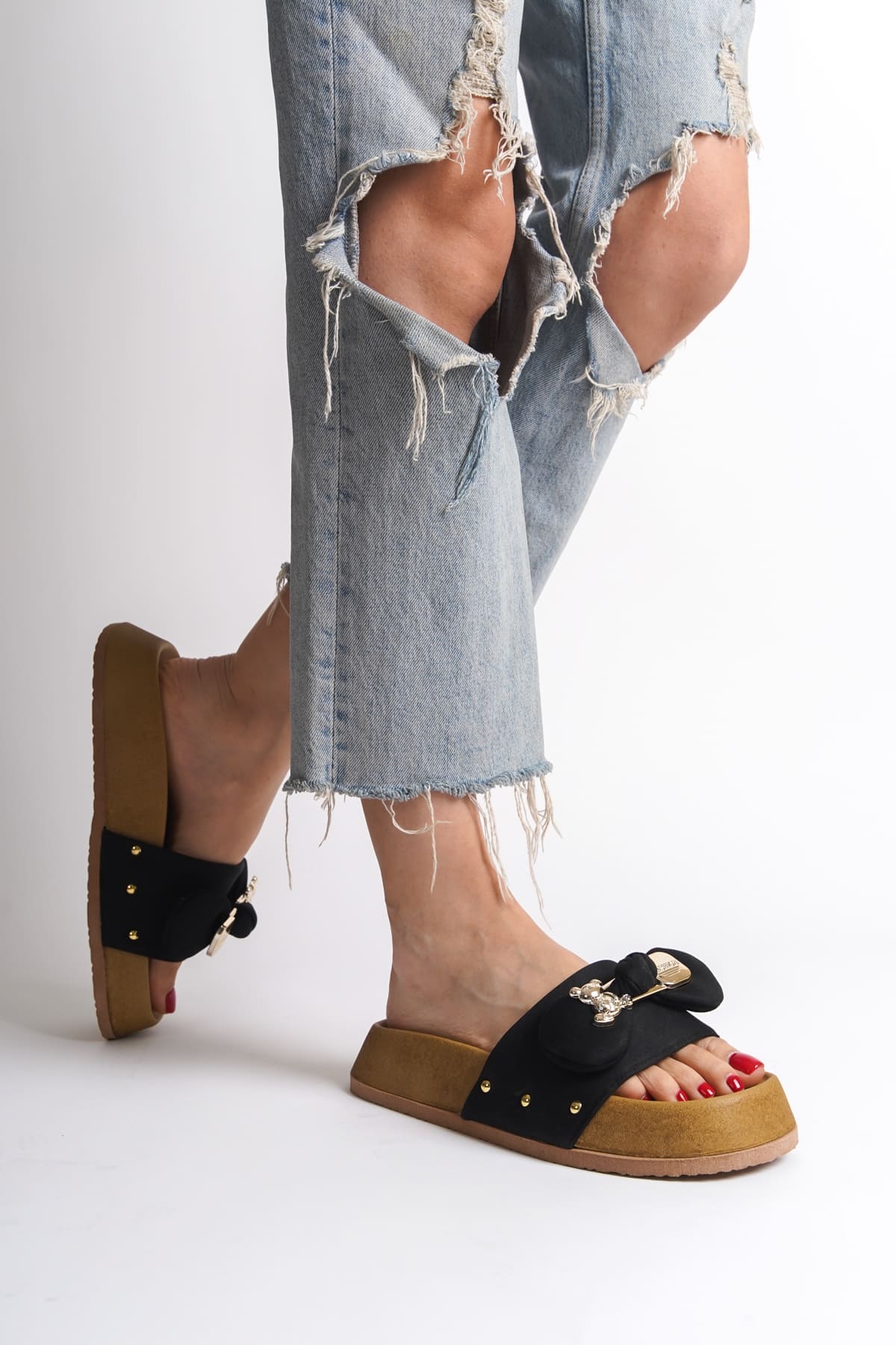 KADIN AYAKKABI TERLIK görseli