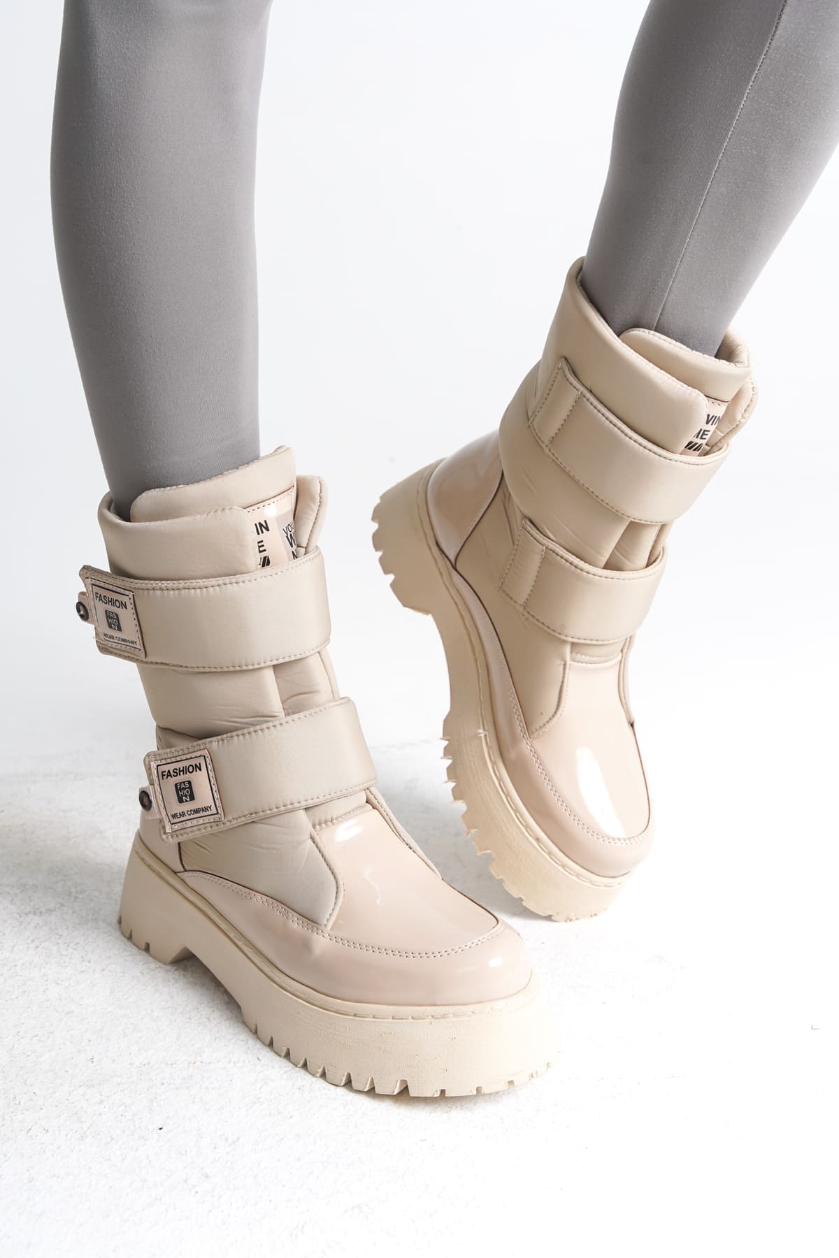 ELISA Caffe Velcro Parachute Fabric Rugan Female Bot RKT - Cream