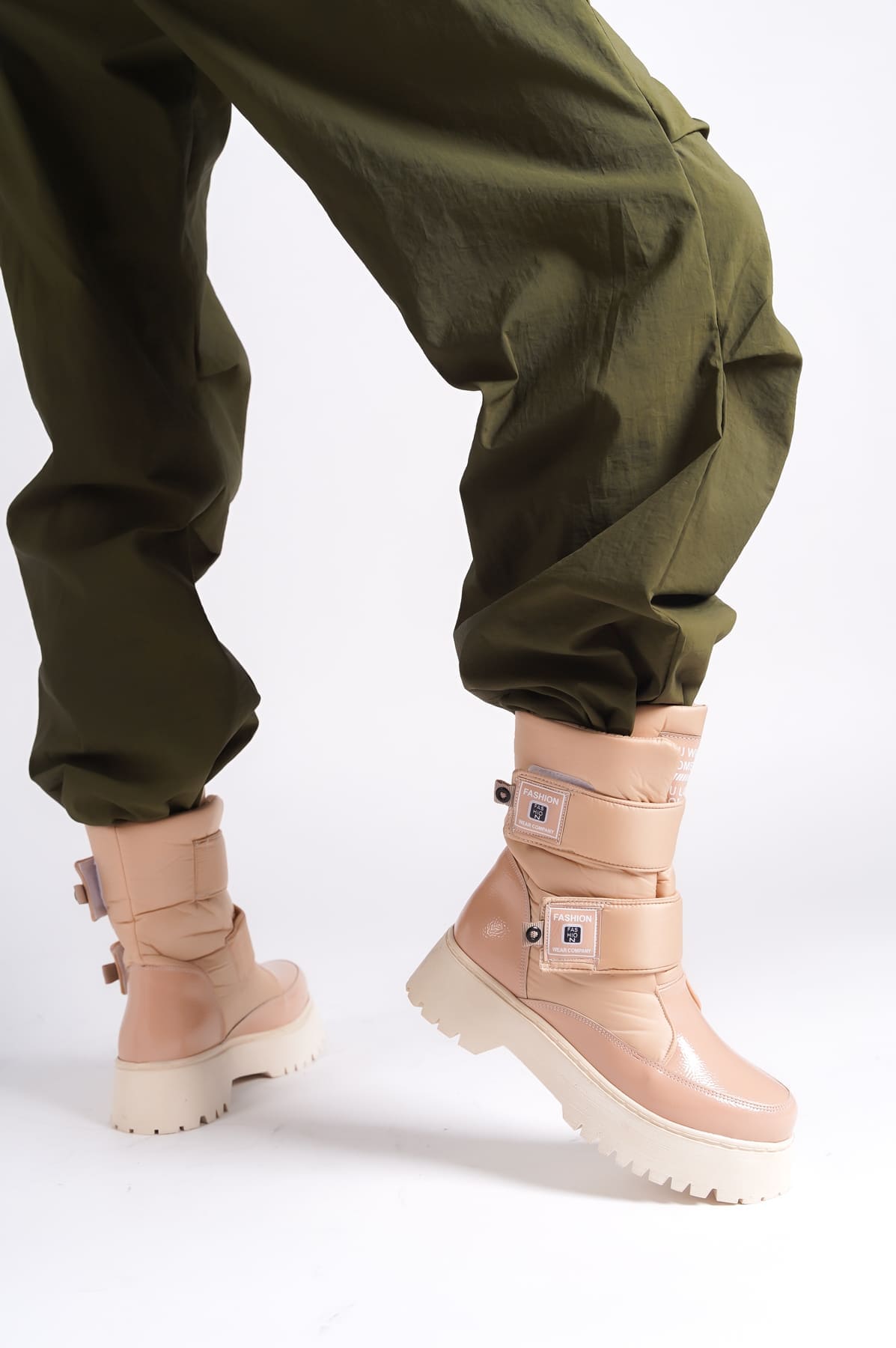 ELISA Cırt Cırtlı  Paraşüt Kumaş Rugan Kadın Bot RTT - Ten - 38 Resim 2