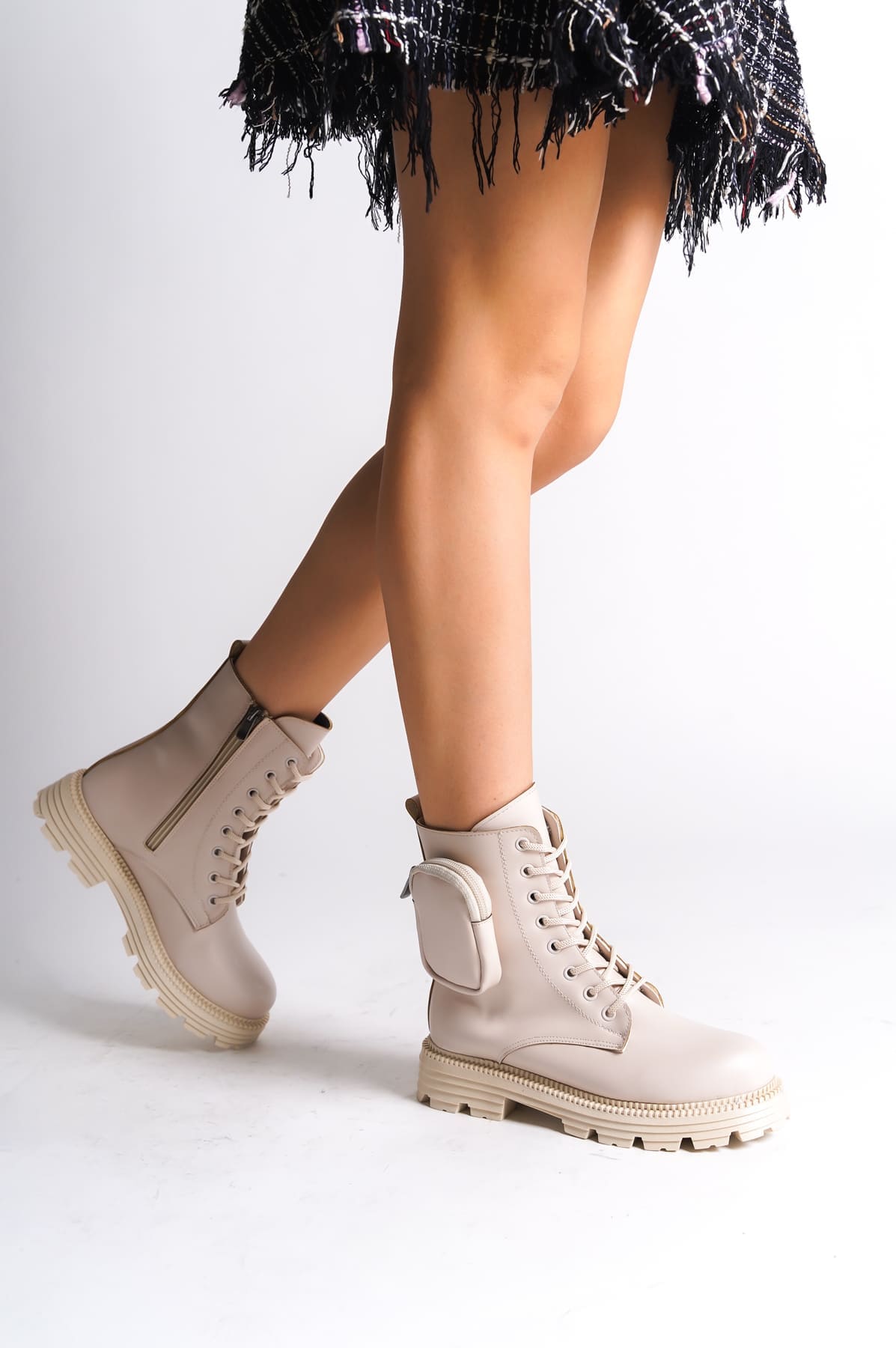 GINA Bağcıklı Fermuarlı Ortopedik Taban Çantalı Kadın Bot CKT - Krem - 37 Resim 2