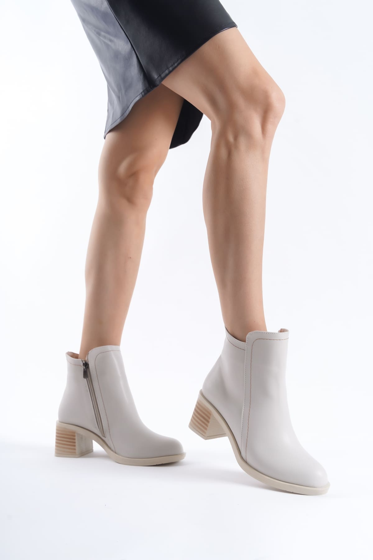LARISSA Fermuarlı Ortopedik Taban Topuklu Kadın Bot  CKT - Krem - 38
