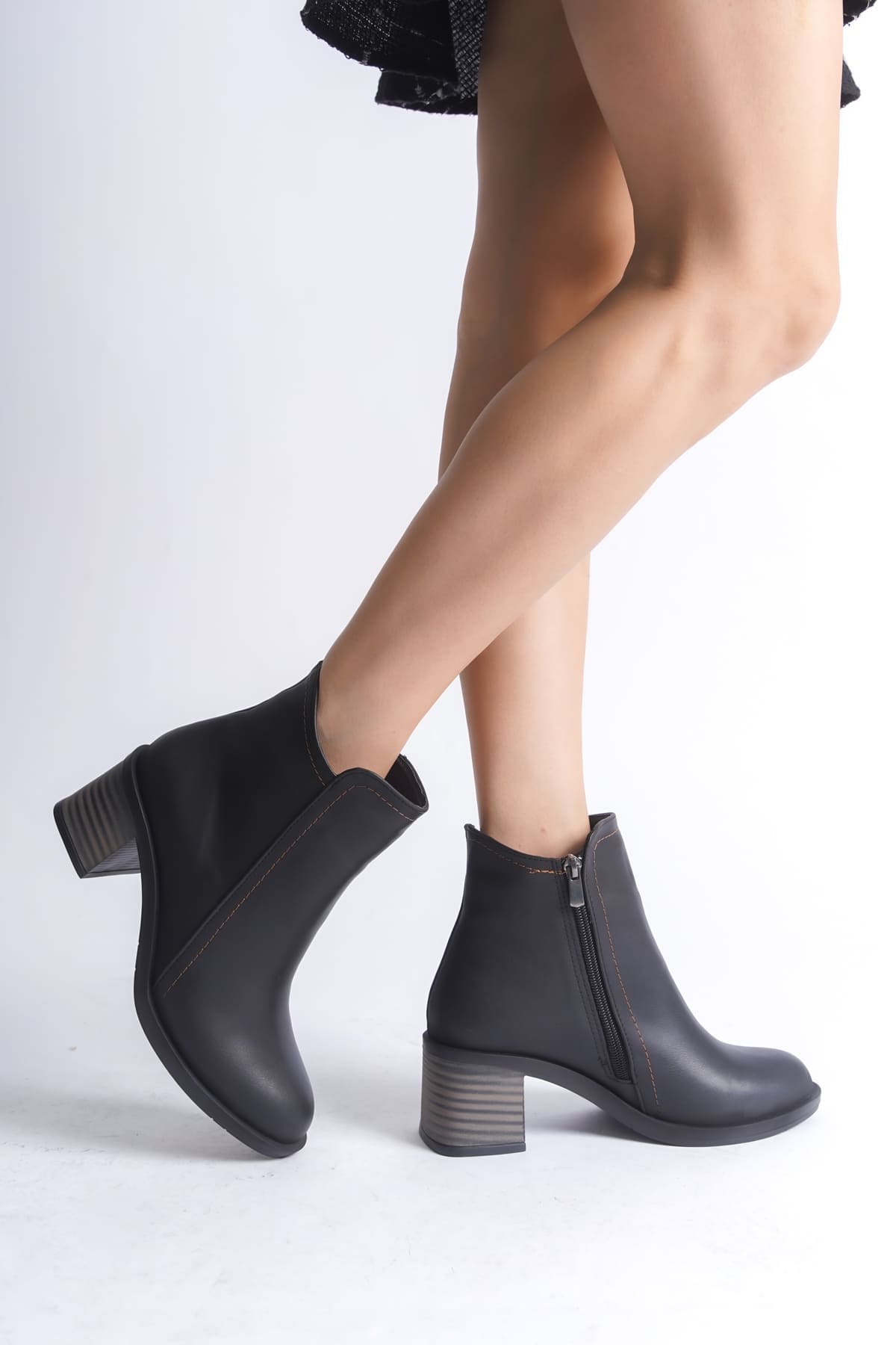 LARISSA Fermuarlı Ortopedik Taban Topuklu Kadın Bot  CST - Siyah - 36 Resim 4