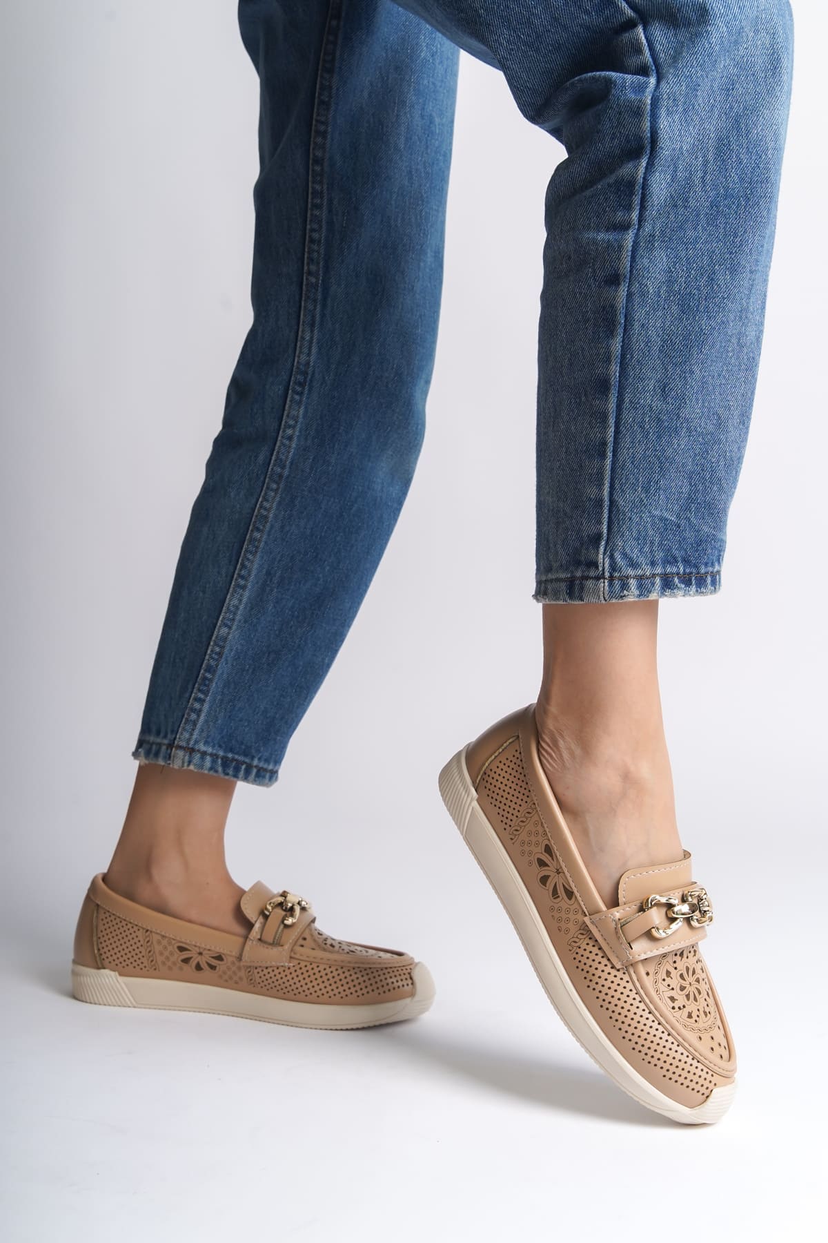 LAYLA Bağcıksız Ortopedik Rahat Taban Çiçek Desenli Kadın Babet Ayakkabı  CKT - Ten - 40