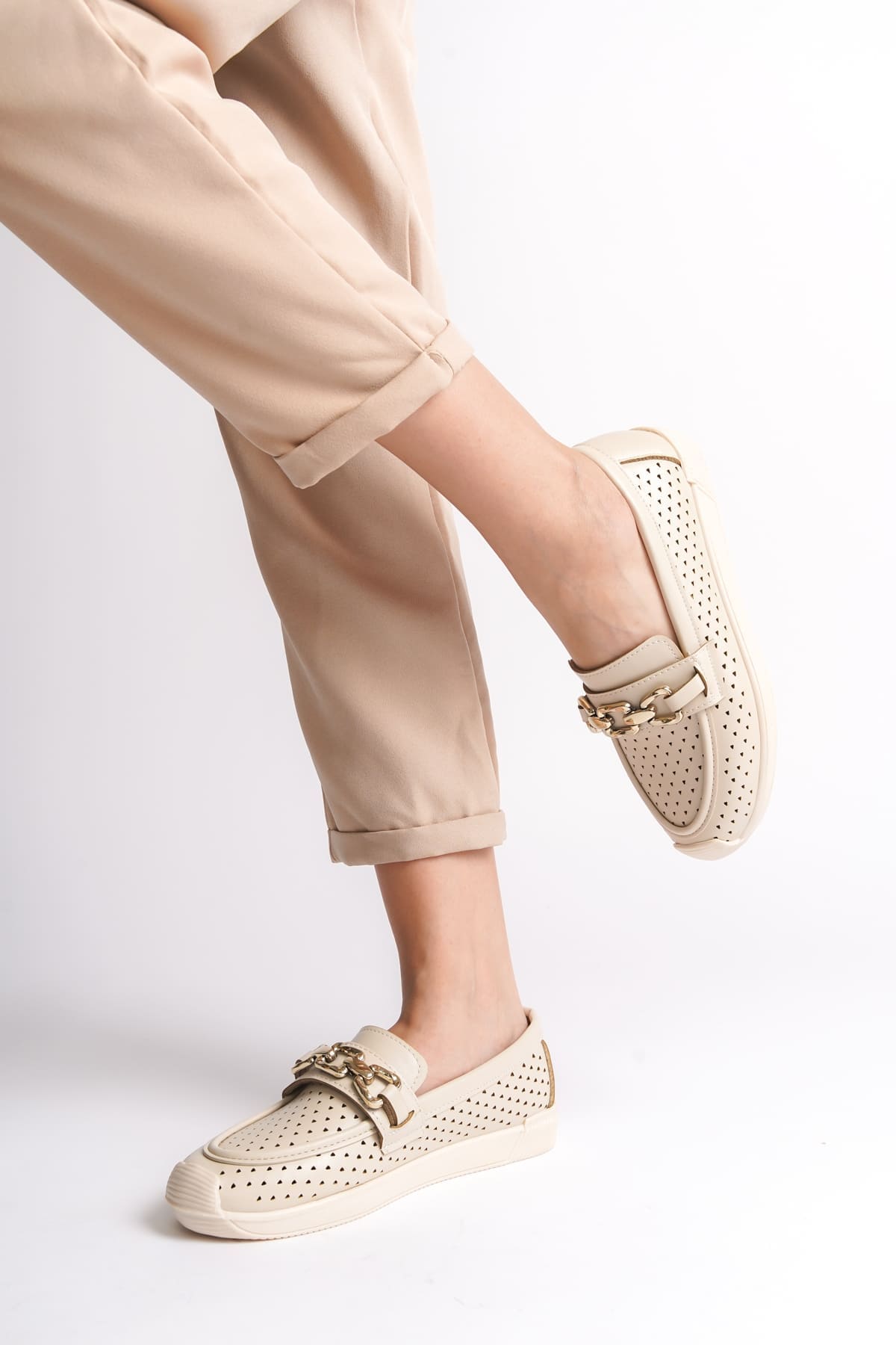 LAYLA Bağcıksız Ortopedik Rahat Taban Kalp Desenli Kadın Babet Ayakkabı CKT - Krem - 37 Resim 3