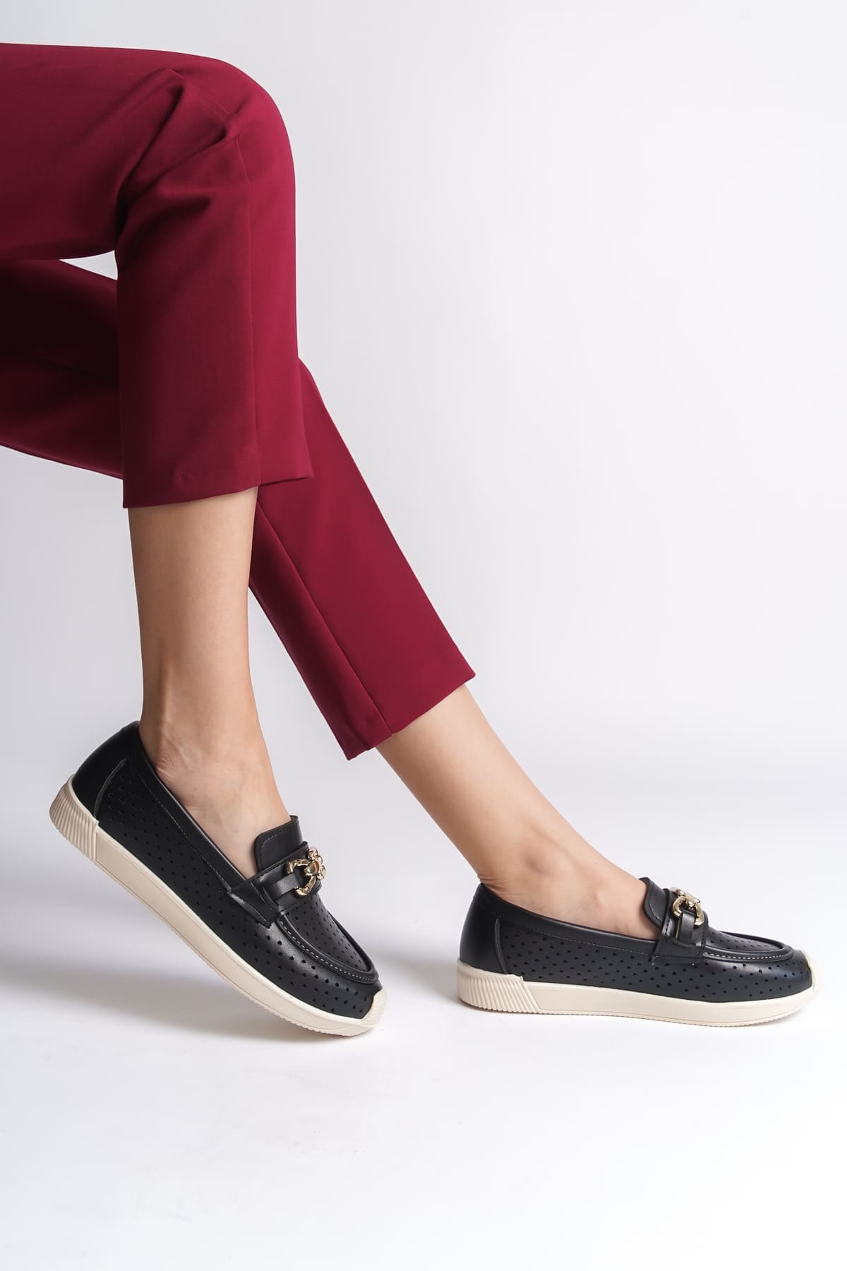 LAYLA Bağcıksız Ortopedik Rahat Taban Kalp Desenli Kadın Babet Ayakkabı CKT - Siyah - 38 Resim 3