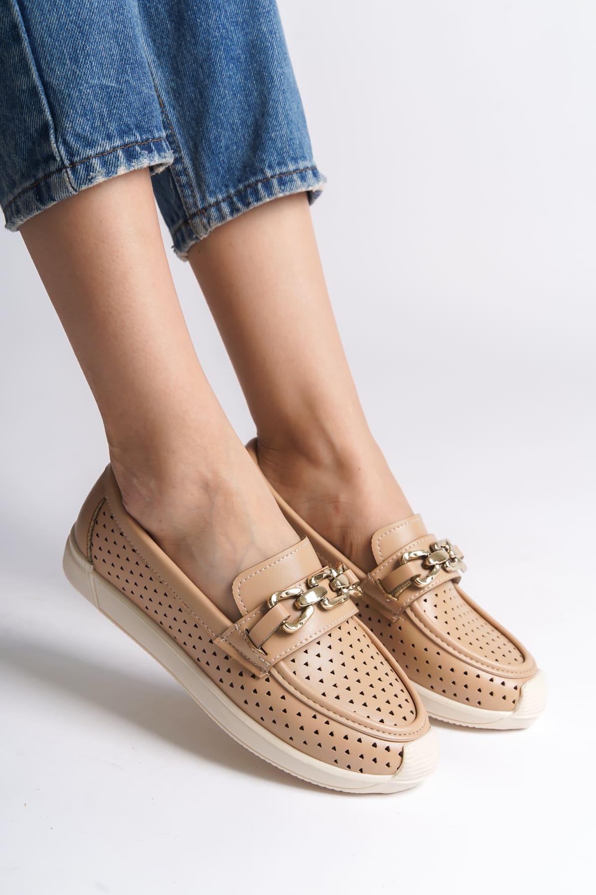LAyle Unbonded Orthopedic Comfortable Base Heart Patterned Women Babet Shoes CKT - Ten