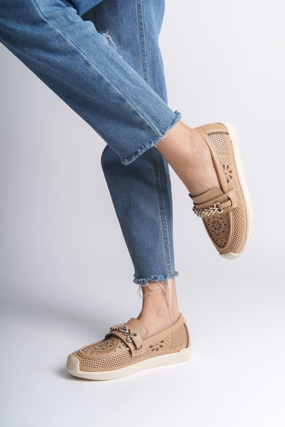 LILY Bağcıksız Ortopedik Rahat Taban Çiçek Desenli Kadın Babet Ayakkabı  CKT - Ten - 37 Resim 3