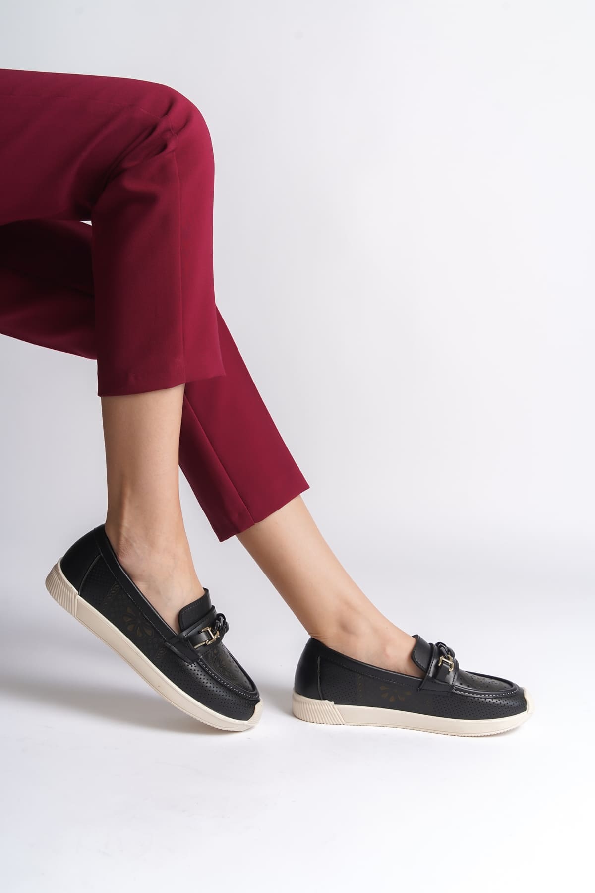 LIZY Bağcıksız Ortopedik Rahat Taban Çiçek Desenli Kadın Babet Ayakkabı CKT - Siyah - 38 Resim 3