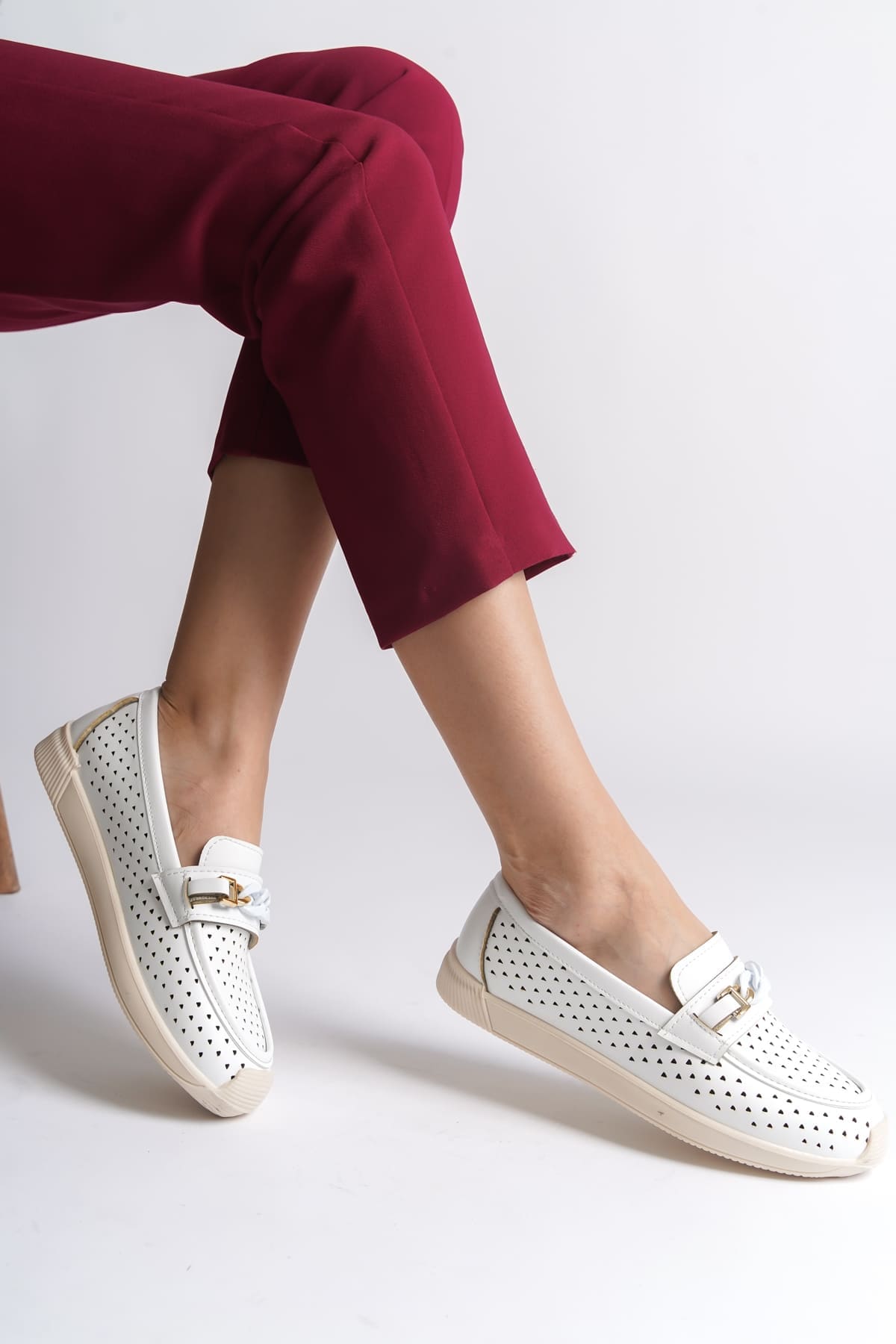 LIZY Bağcıksız Ortopedik Rahat Taban Kalp Desenli Kadın Babet Ayakkabı  CKT - Beyaz - 37 Resim 2