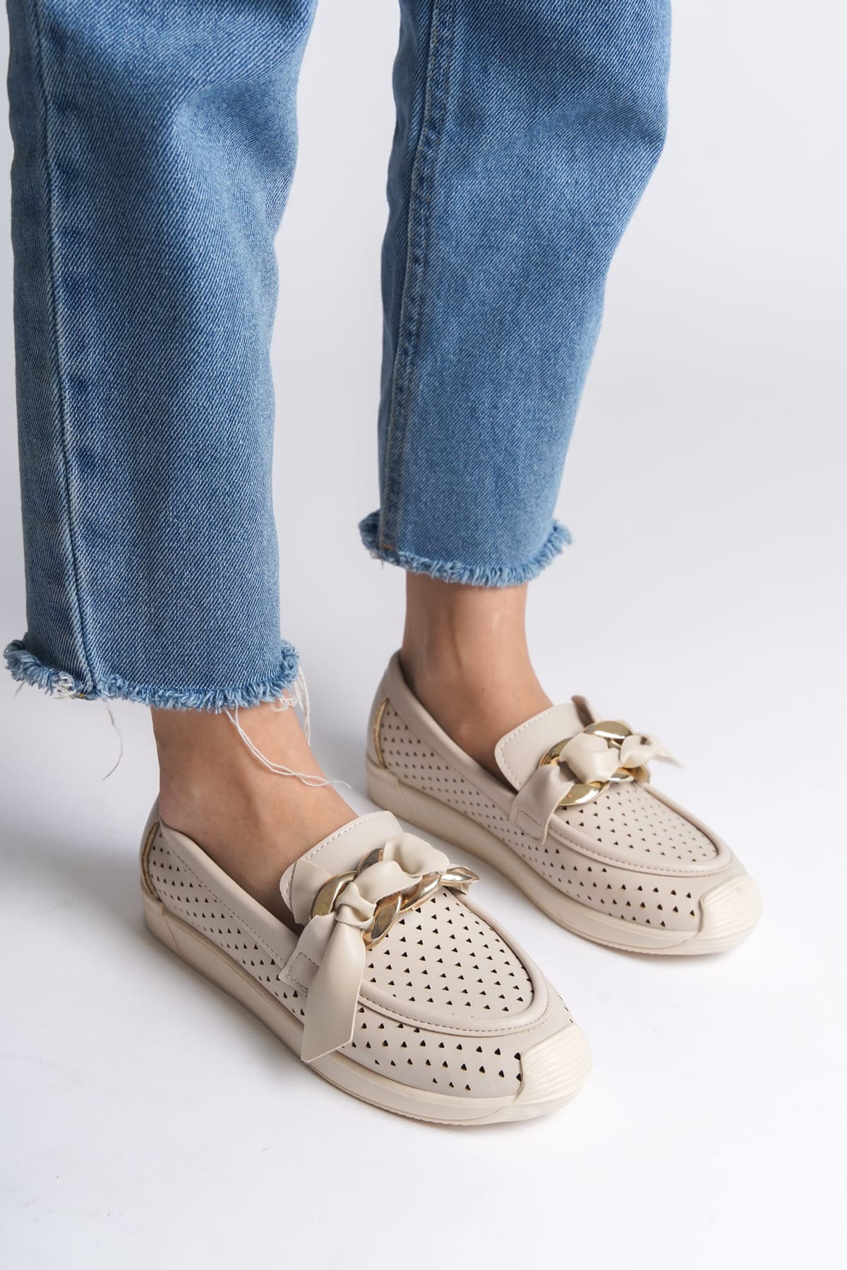 LYDIA Bağcıksız Ortopedik Rahat Taban Kalp Desenli Kadın Babet Ayakkabı  CKT - Krem - 36