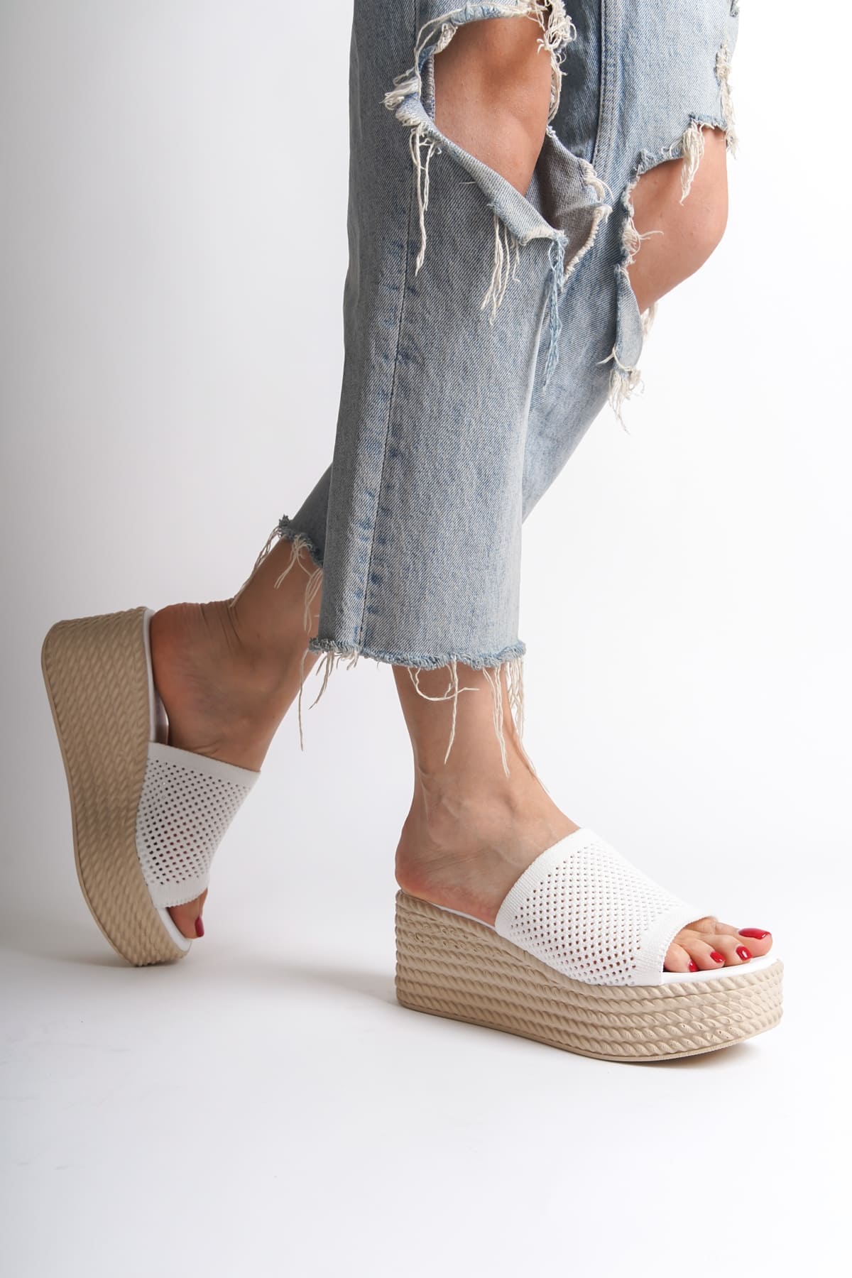 MARLA Dolgu Topuklu Ortopedik Taban Hasır Görünümlü Triko Kadın Terlik TKT - Beyaz - 39 Resim 2