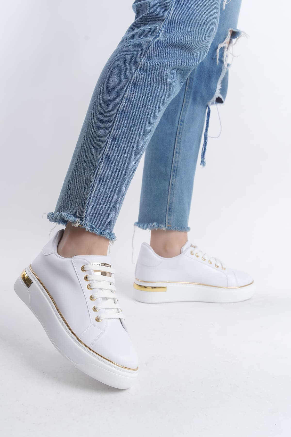 MINA Bağcıklı Ortopedik Taban Kadın Sneaker Spor Ayakkabı  CBT - Beyaz/Altın - 39 Resim 2