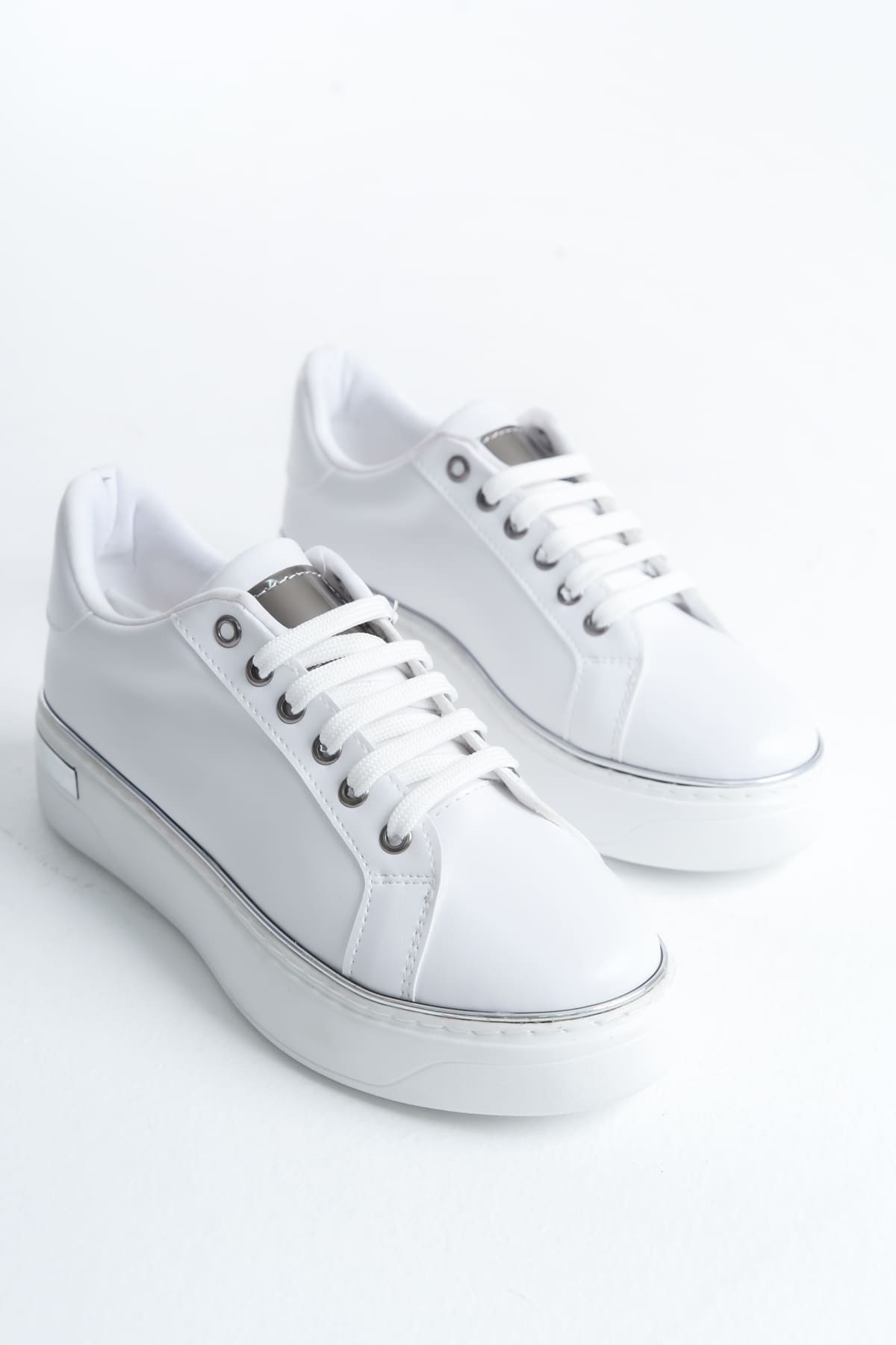 MINA Bağcıklı Ortopedik Taban Kadın Sneaker Spor Ayakkabı  CBT - Beyaz/Gümüş - 39 Resim 4